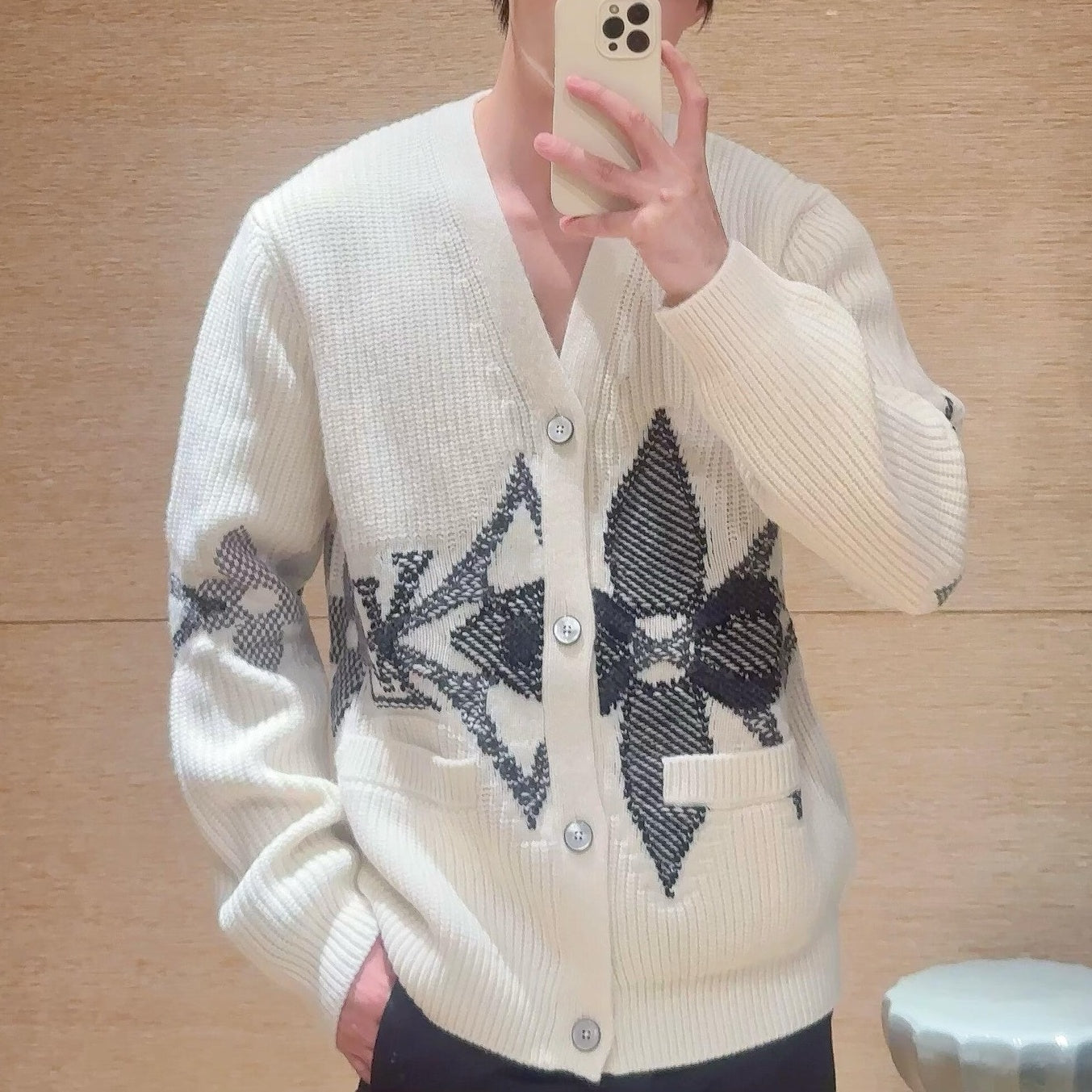 자카드 니트 가디건 (jacquard knit cardigan)