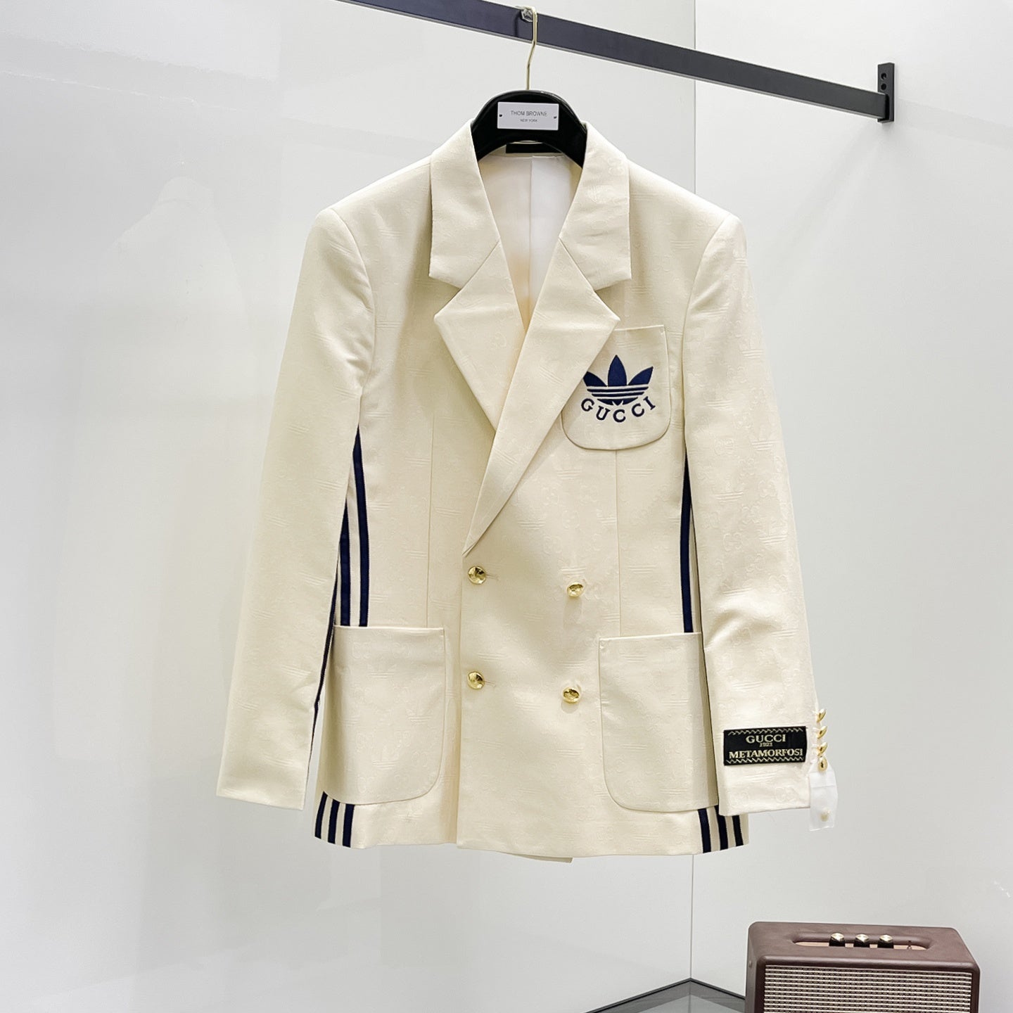 자카드 수트 (jacquard suit)