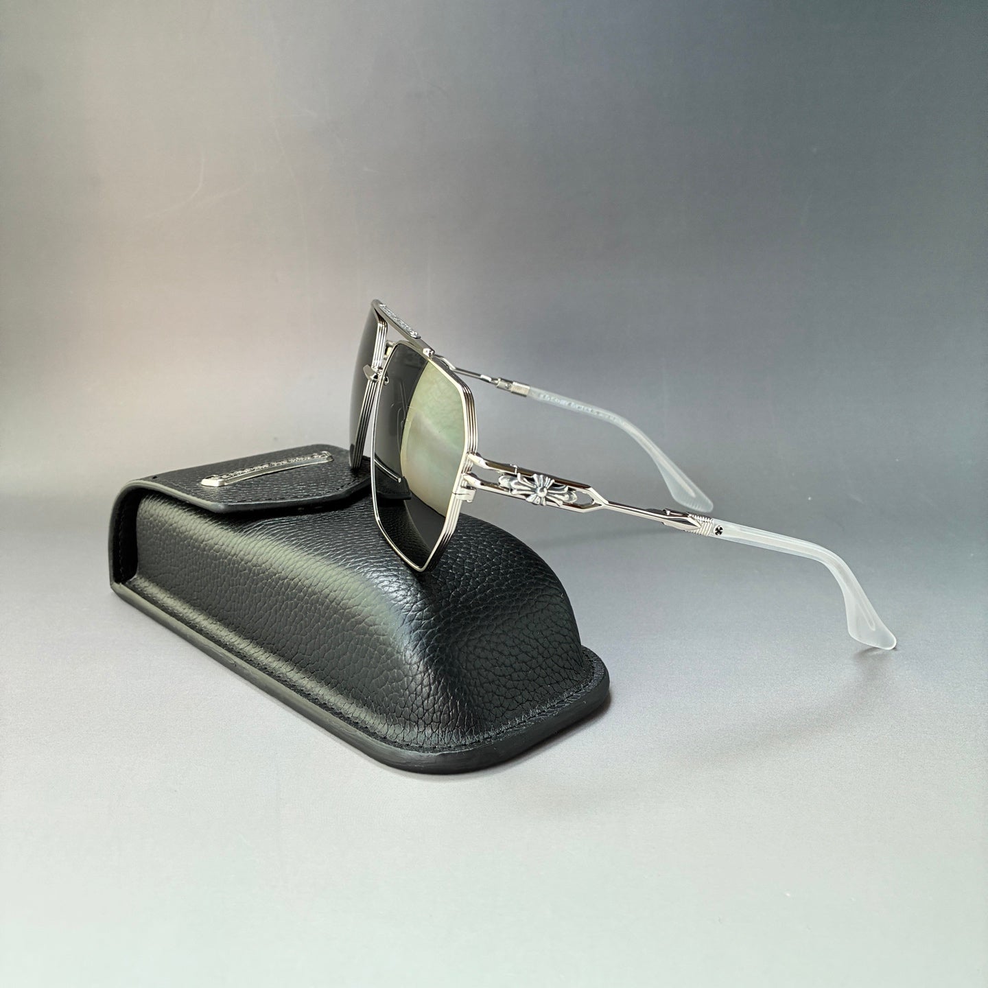 더블 브릿지 선글라스 (double bridge sunglasses)