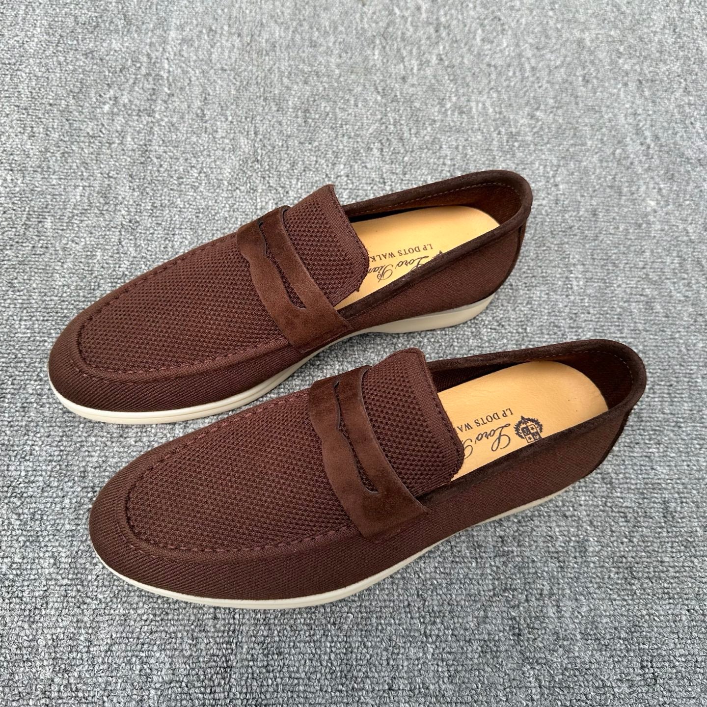 드라이빙 슈즈 (driving shoes)