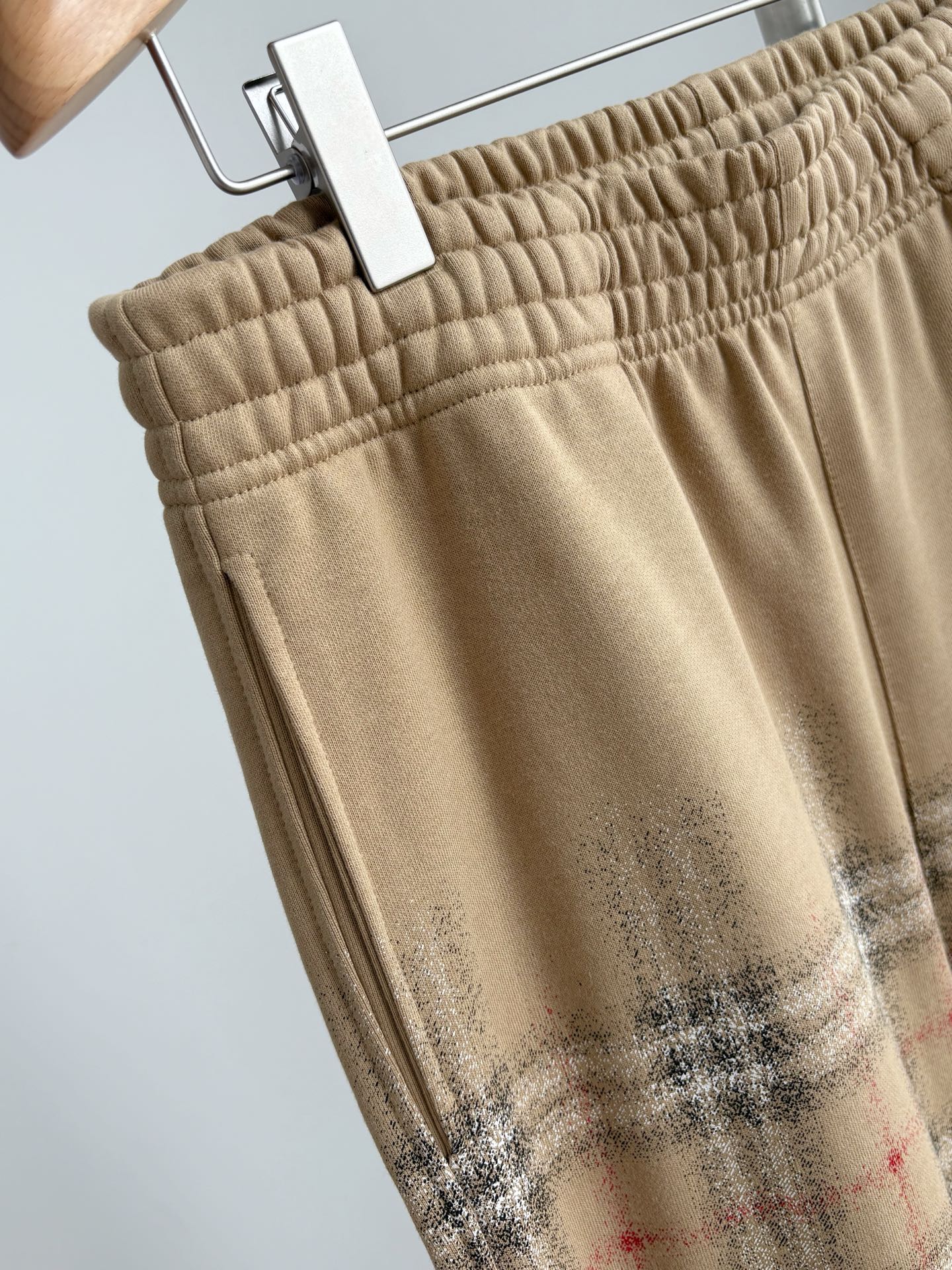 스웨트팬츠 (sweatpants)