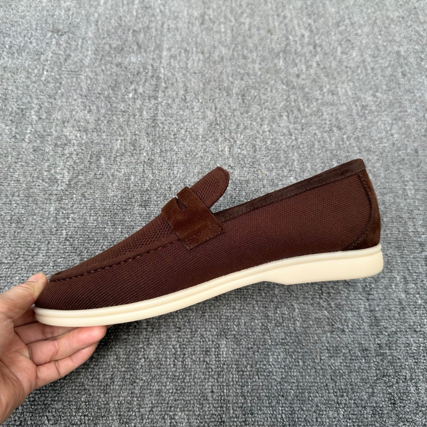 드라이빙 슈즈 (driving shoes)
