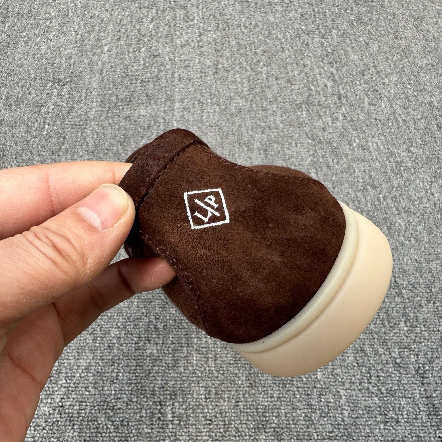 드라이빙 슈즈 (driving shoes)