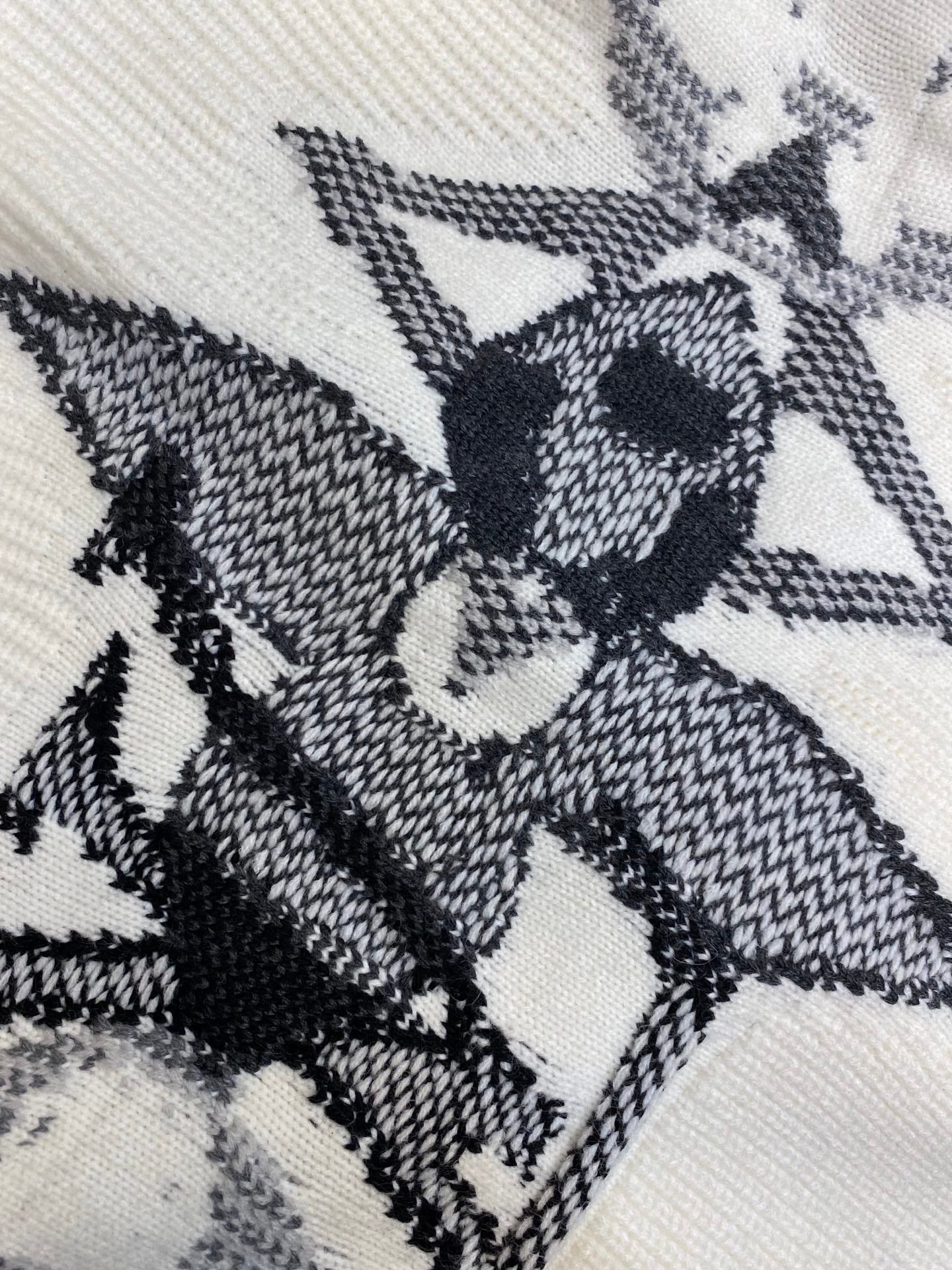 자카드 니트 가디건 (jacquard knit cardigan)