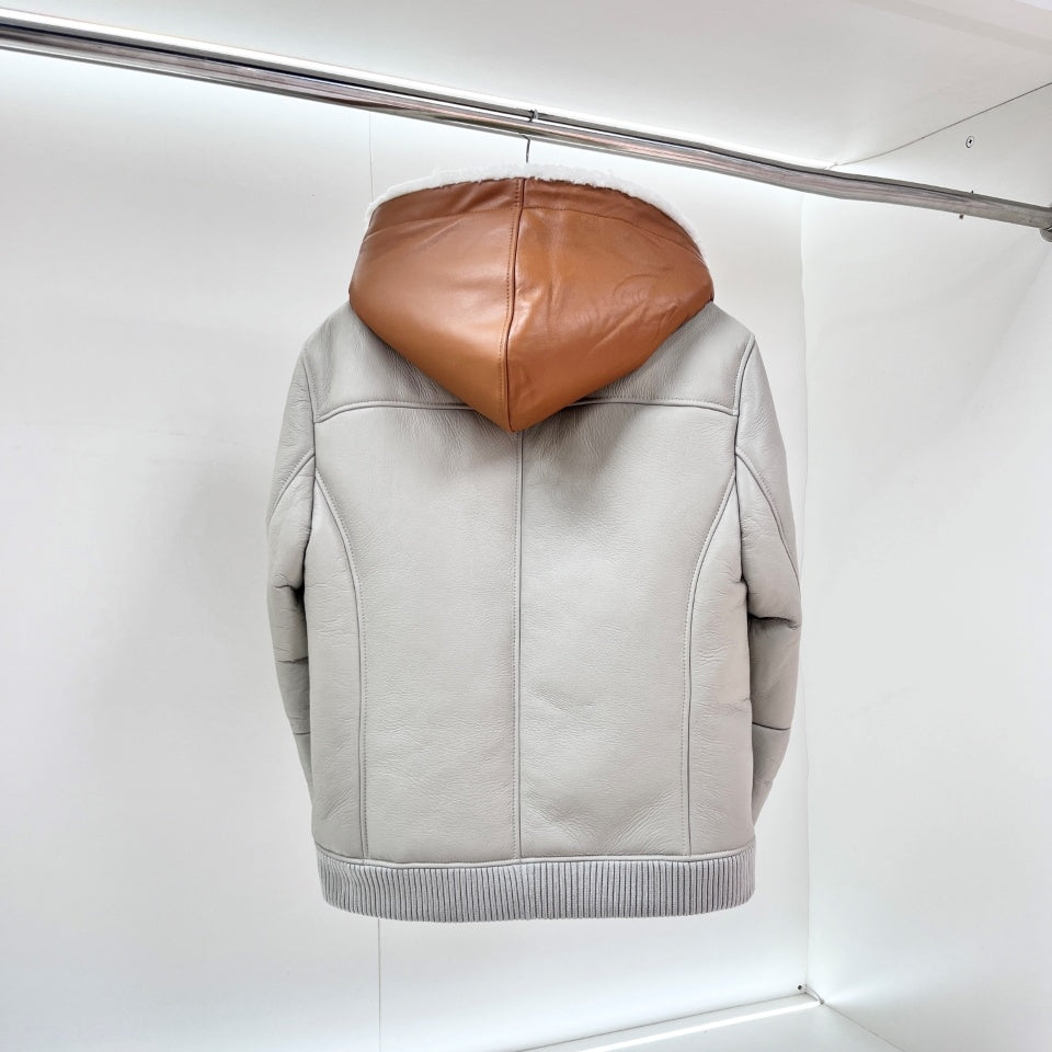 시어링 후드 무스탕 (Shearling Hood Mustang)