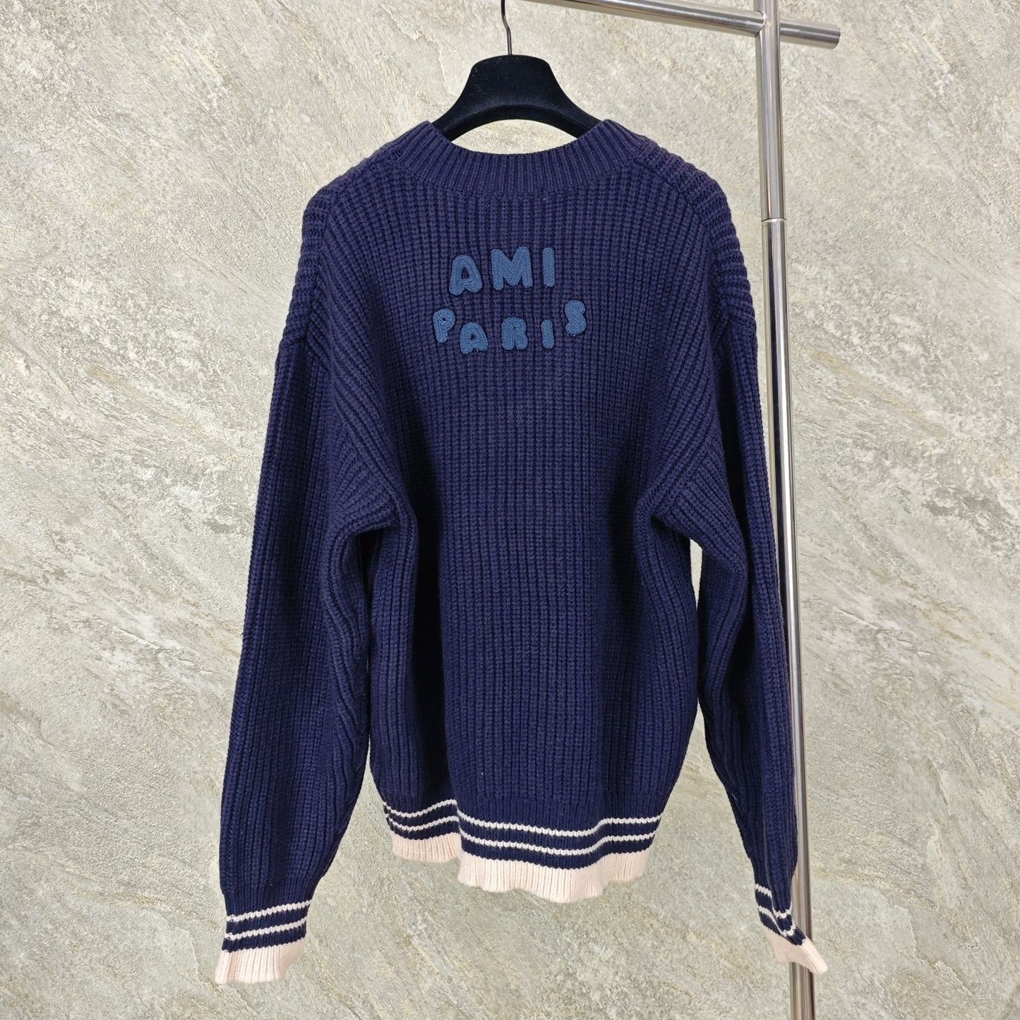 울 맨투맨 (wool sweatshirt)