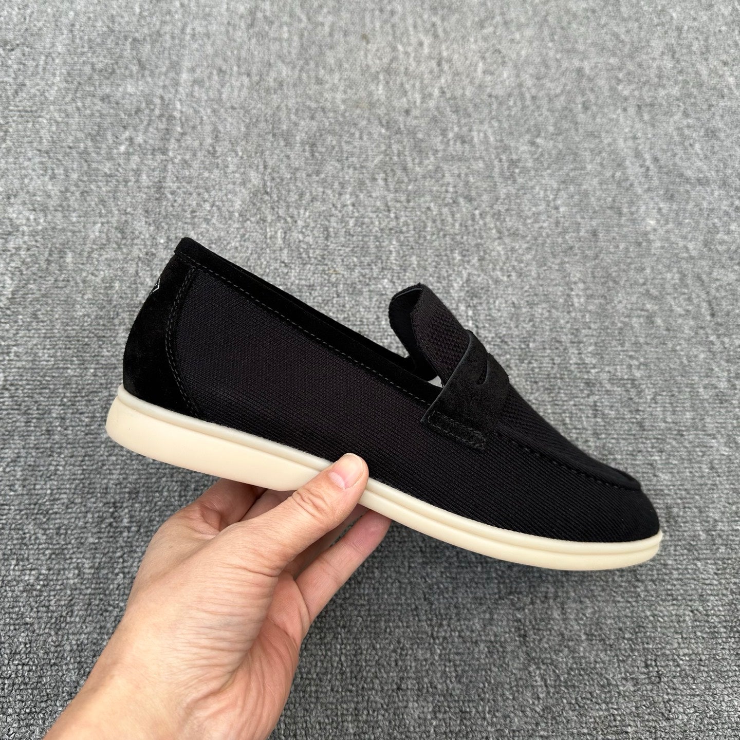 드라이빙 슈즈 (driving shoes)