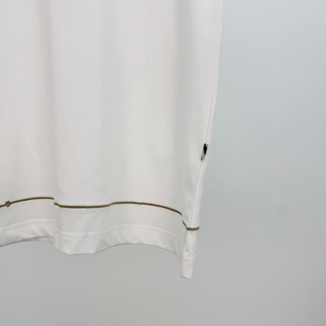 매듭 자수 티셔츠 (knot embroidered t-shirt)