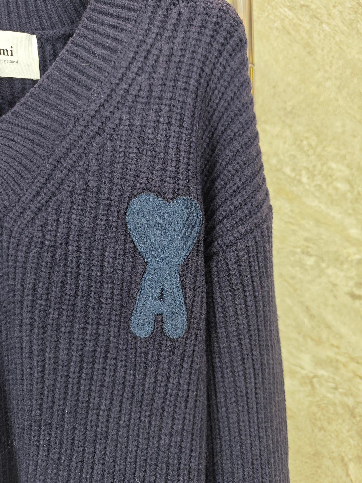 울 맨투맨 (wool sweatshirt)