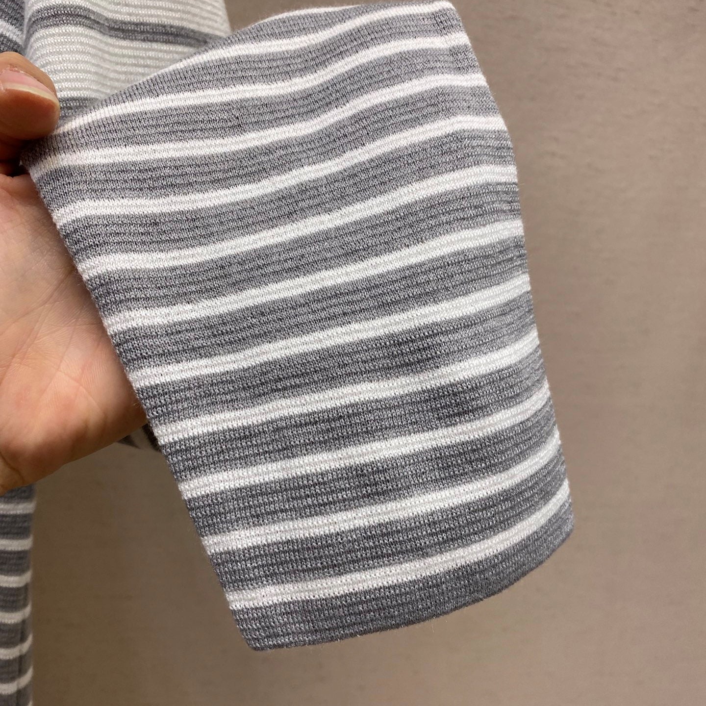 울 블렌드 스웨터 (wool blend sweater)