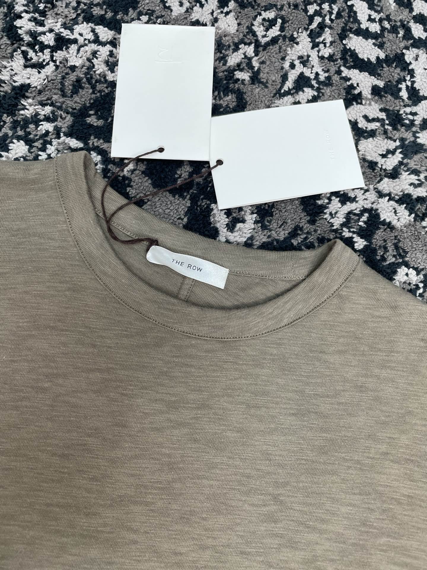 리비에라 티셔츠 (Riviera T-Shirt)