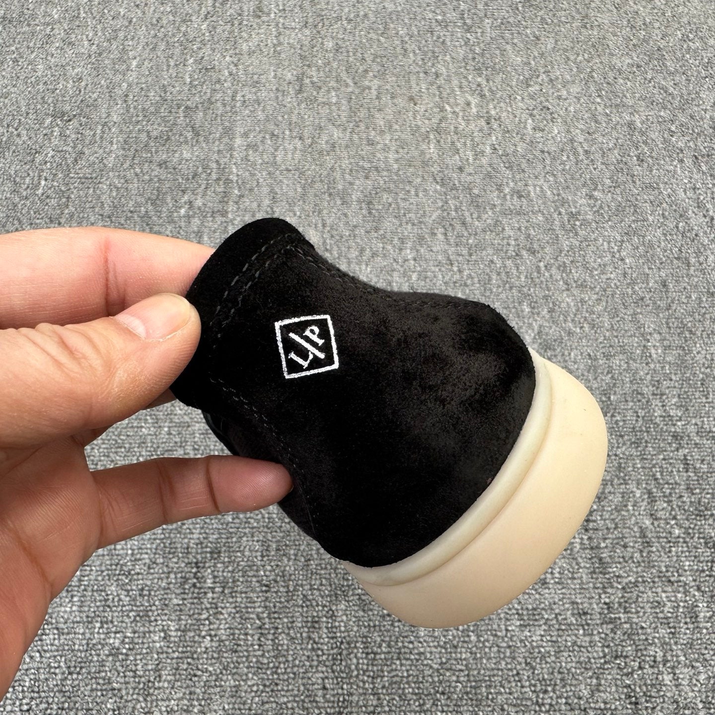 드라이빙 슈즈 (driving shoes)