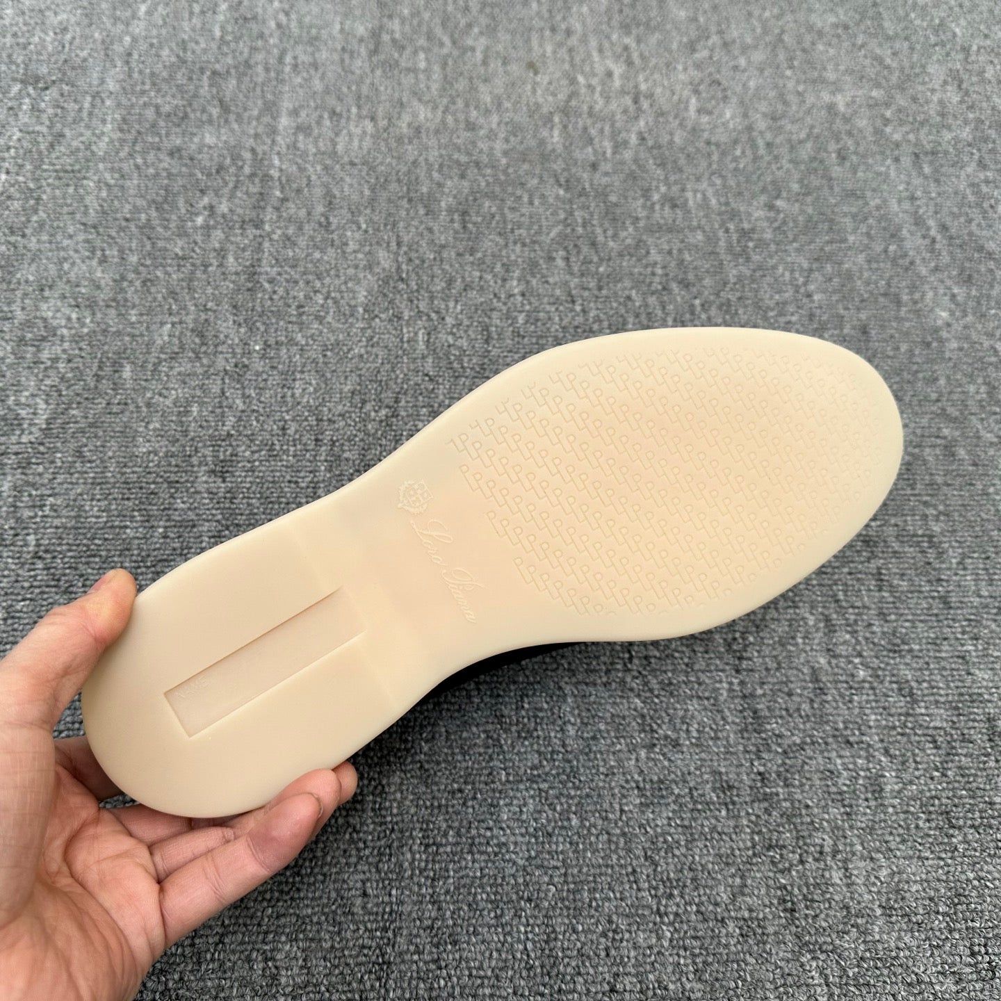 드라이빙 슈즈 (driving shoes)