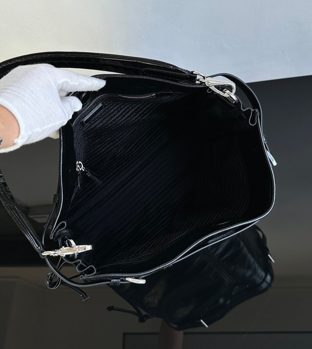 보니 숄더백 (Bonnie Shoulder Bag)