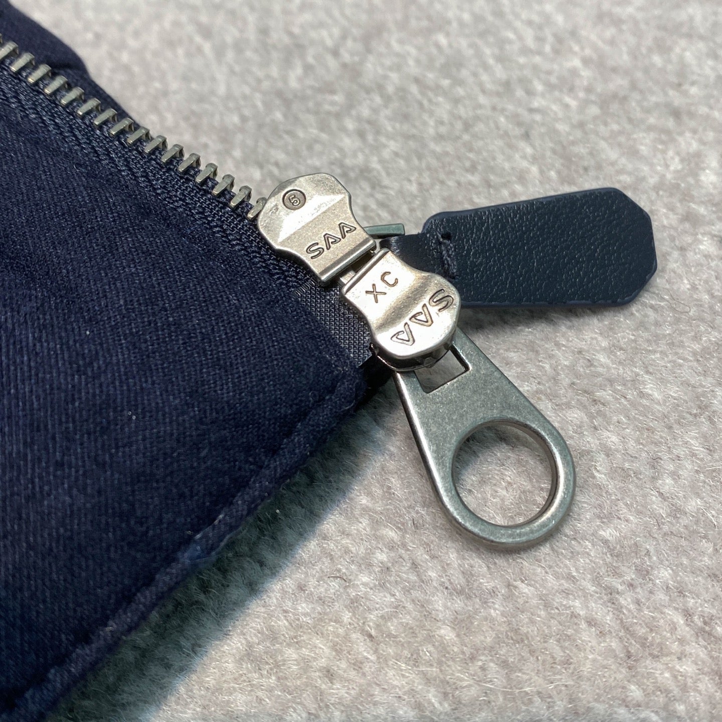 울 혼방 퀼팅 (Wool blend quilting)