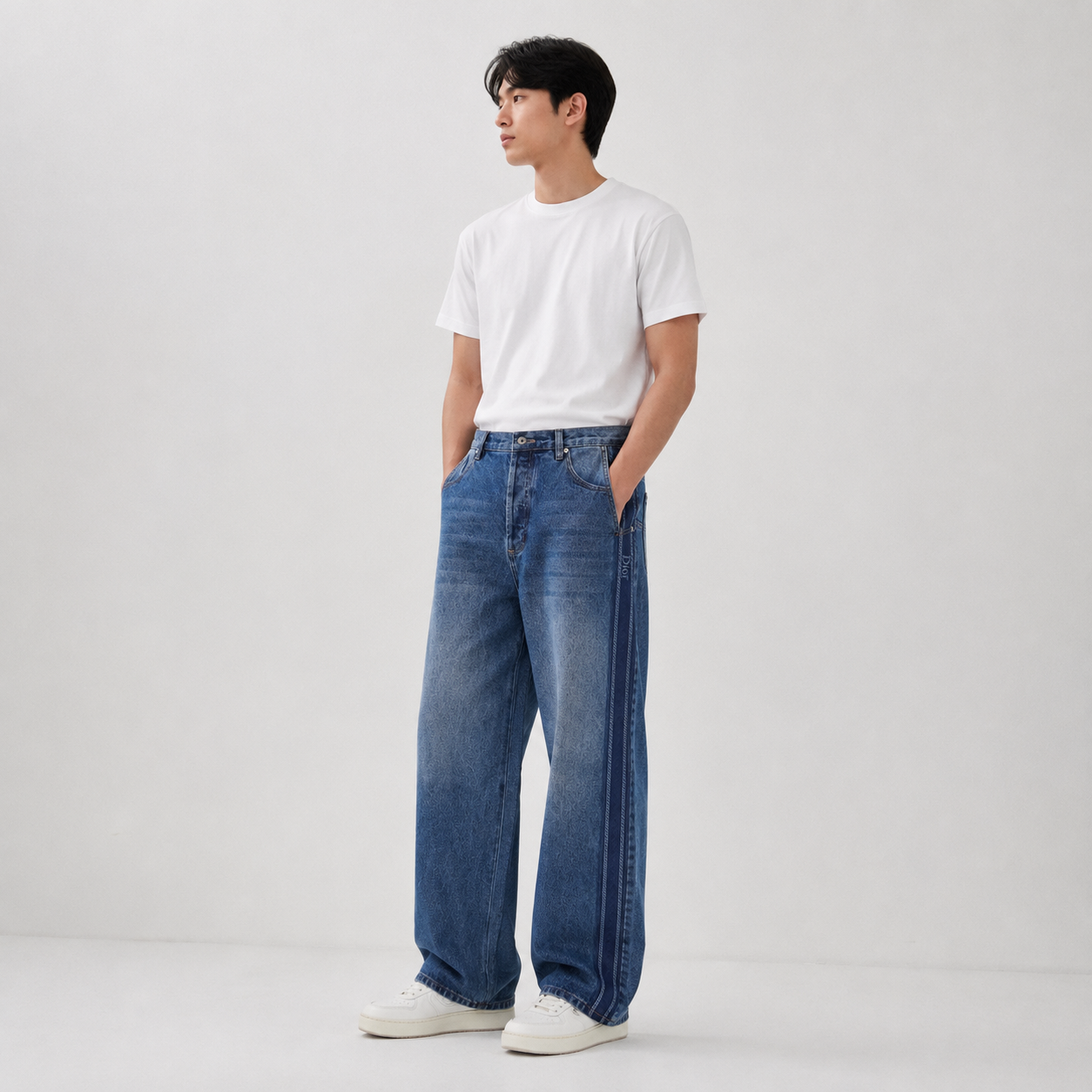 사이드 라인 데님팬츠 (Side-stripe denim pants)