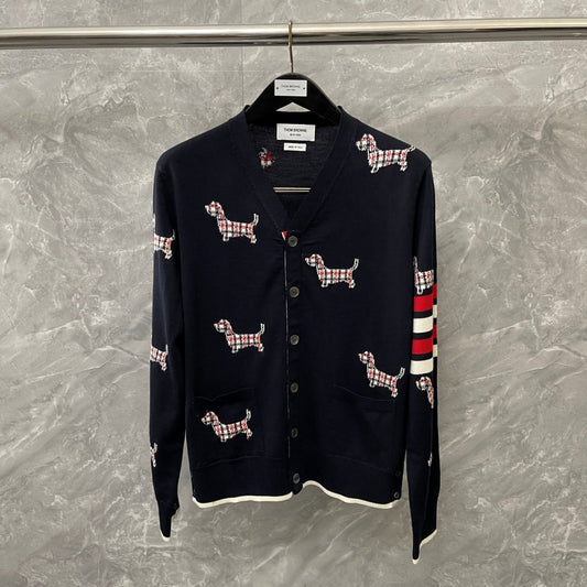 인타르시아 가디건 (Intarsia Cardigan)