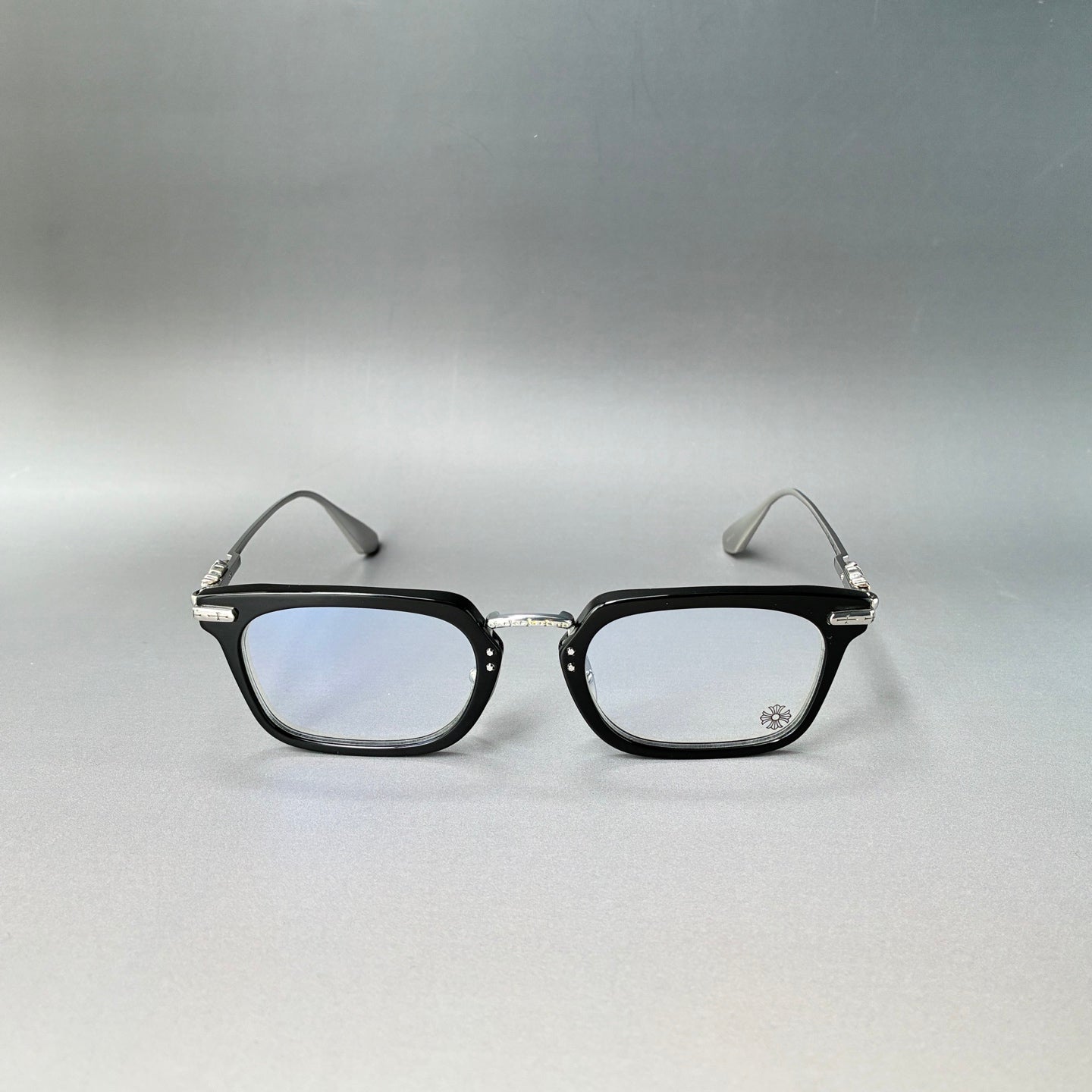 클로아코 안경테 (cloaco glasses)