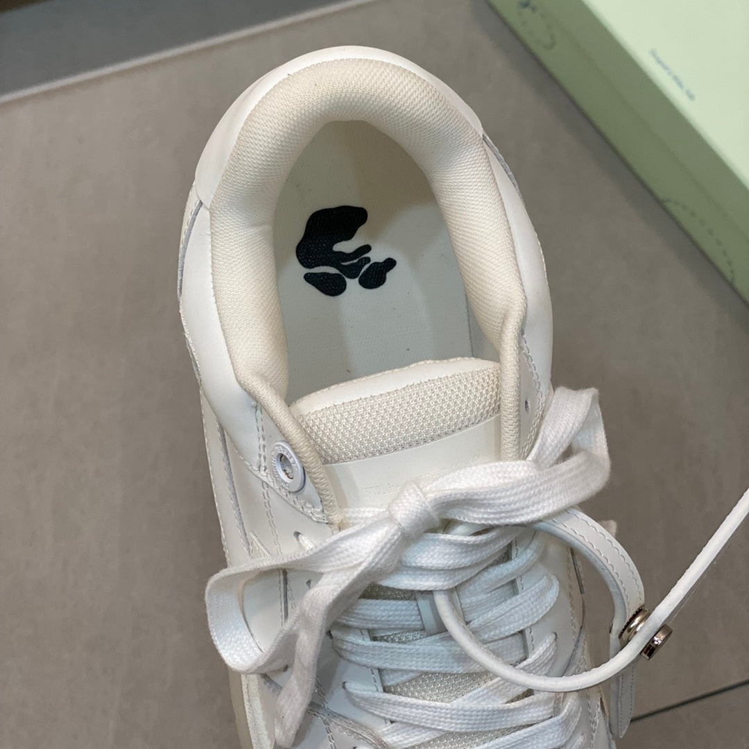 K570 392751.5 레이스업 스니커즈