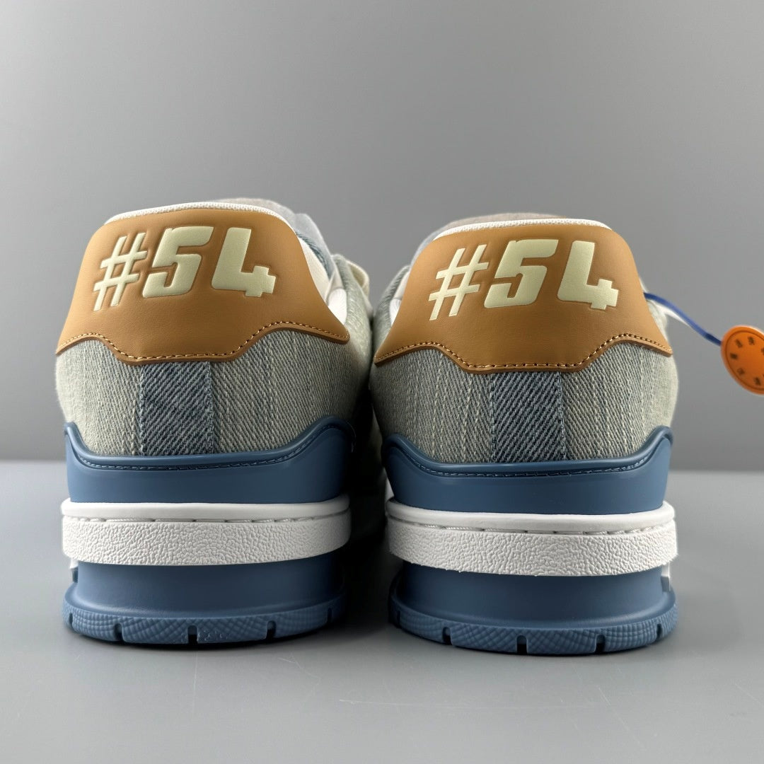 트레이너 스니커즈 (Trainer sneakers)