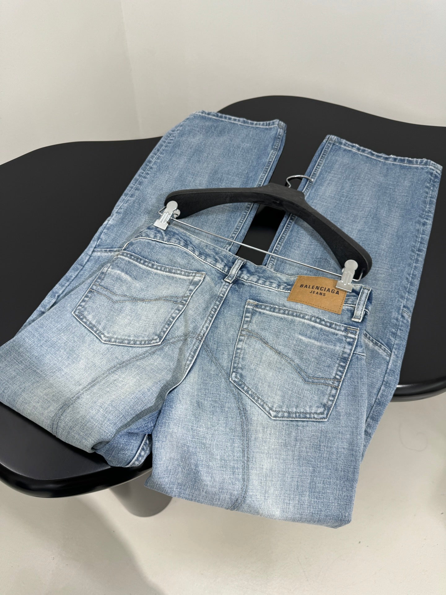 배기 데님팬츠 (baggy denim pants)