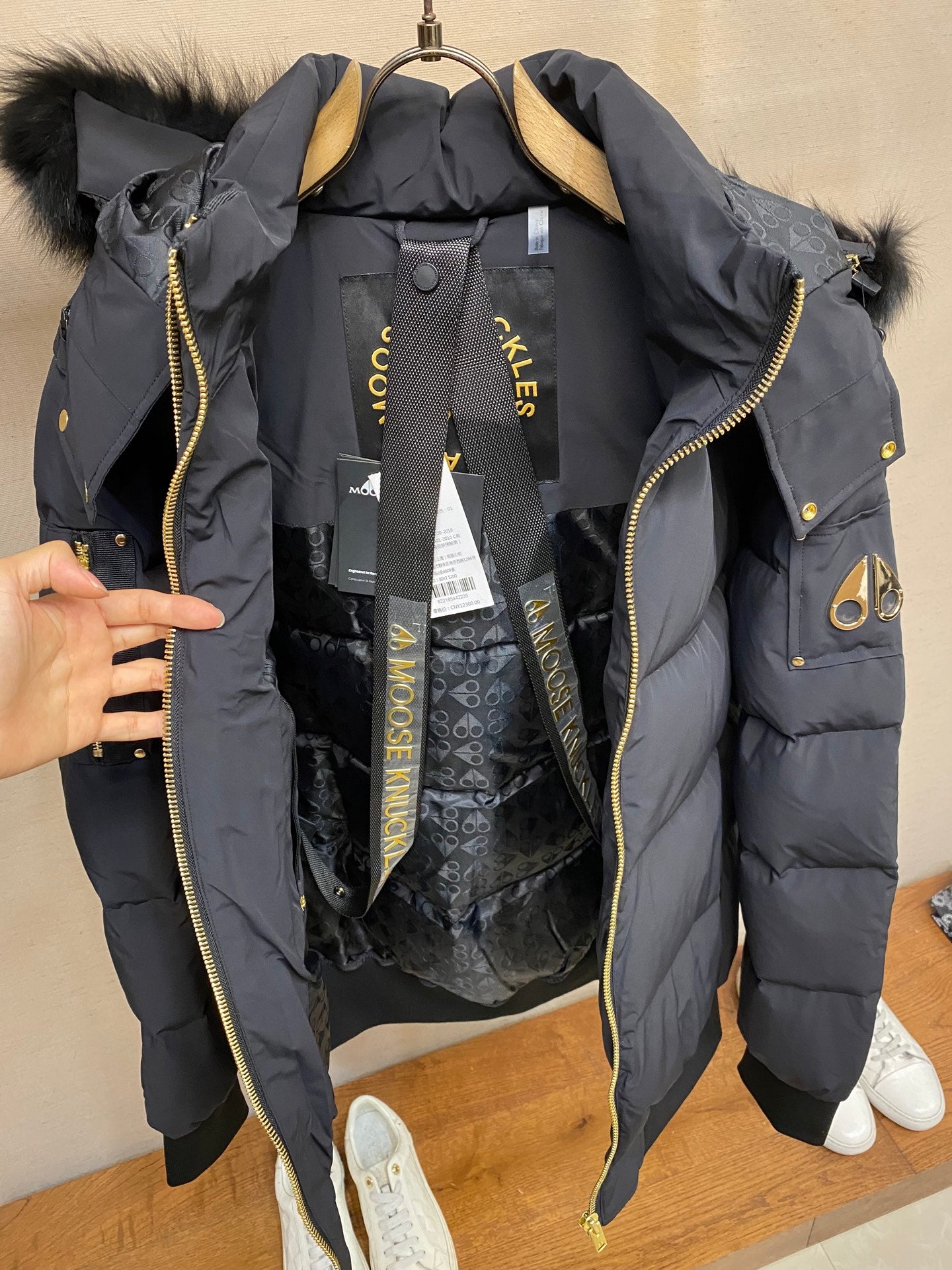 크롭 봄버 다운자켓 (Crop bomber down jacket)