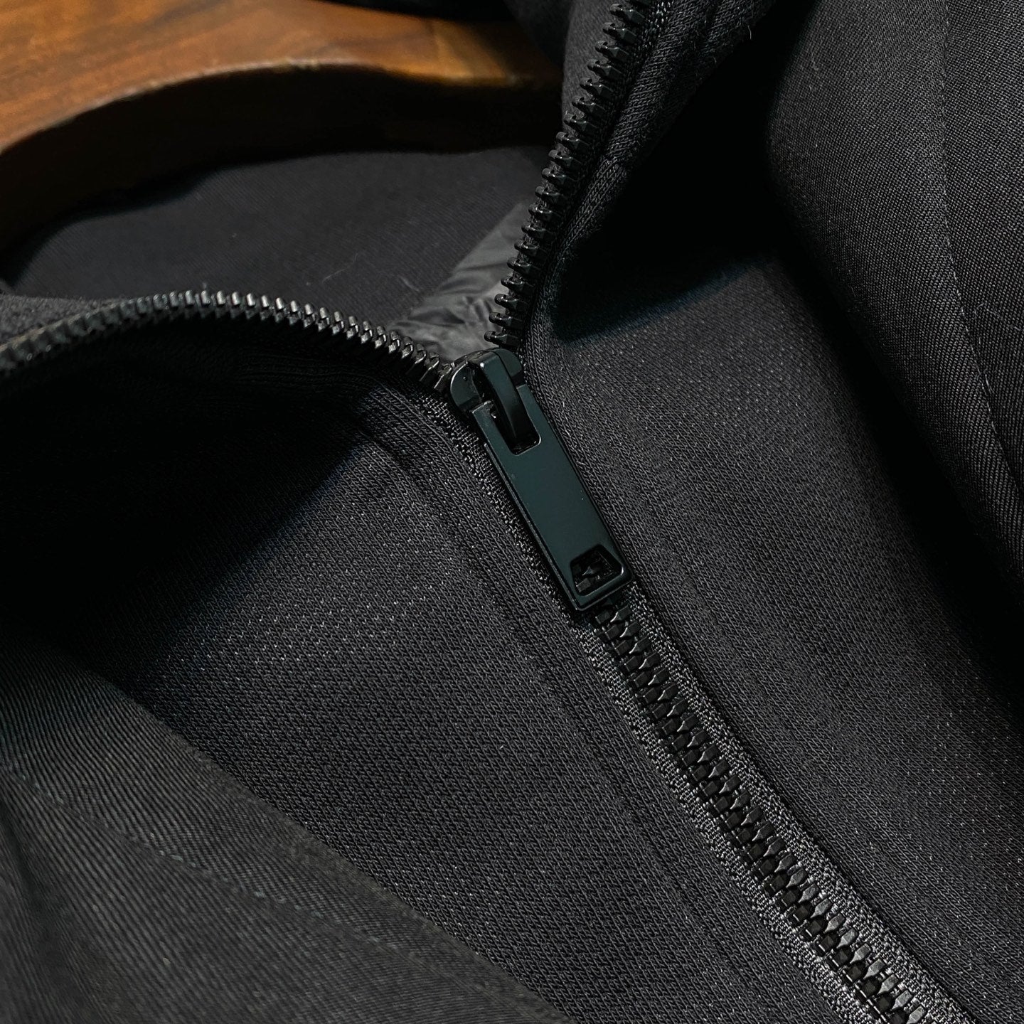매트 트윌 롱 다운 코트 (Matte twill long down coat)