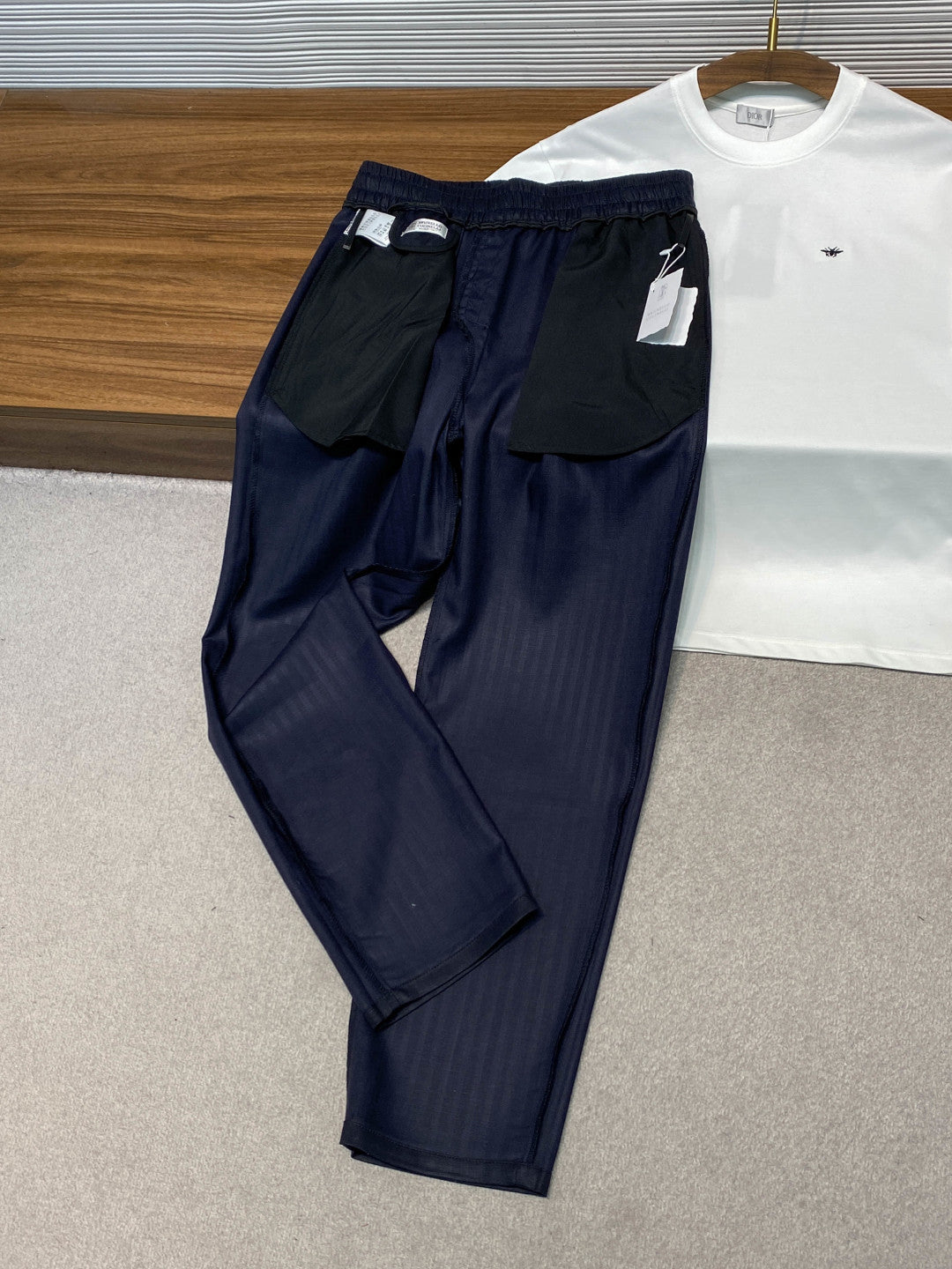스트레이트 팬츠 (straight pants)