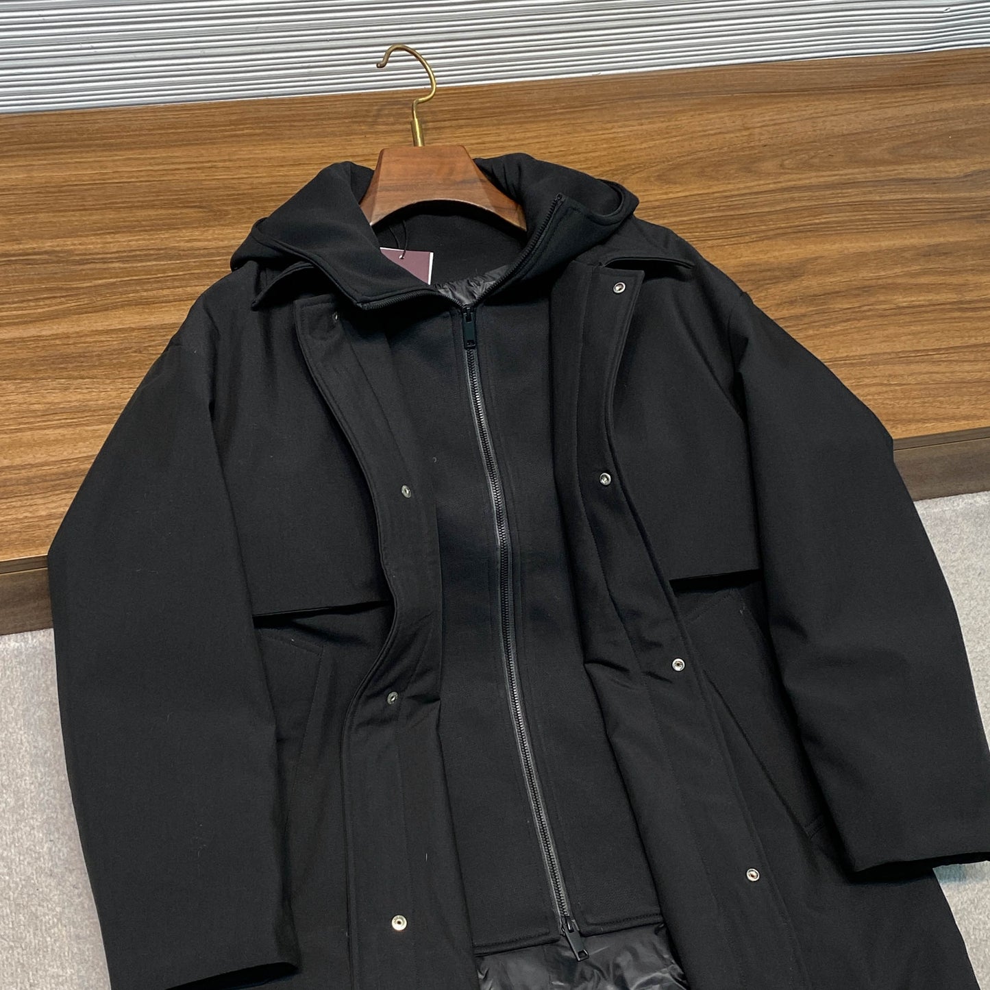 매트 트윌 롱 다운 코트 (Matte twill long down coat)