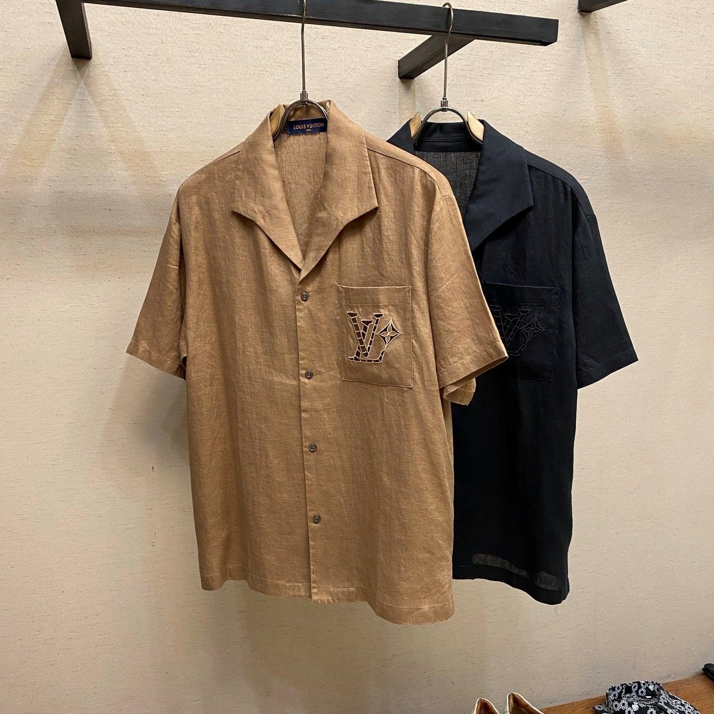 플래킷 반팔셔츠 (Placket Short-Sleeve Shirt)