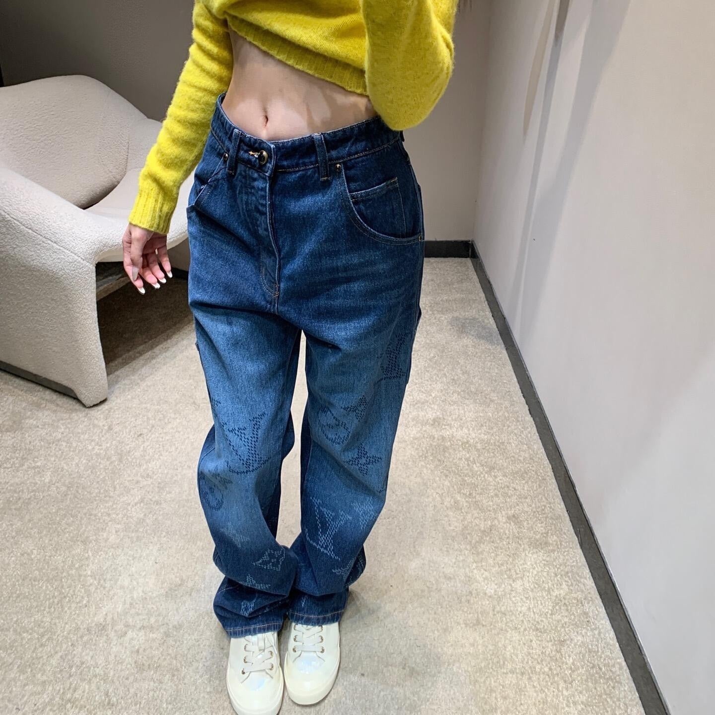 블루 워싱 청바지 (blue washed jeans)