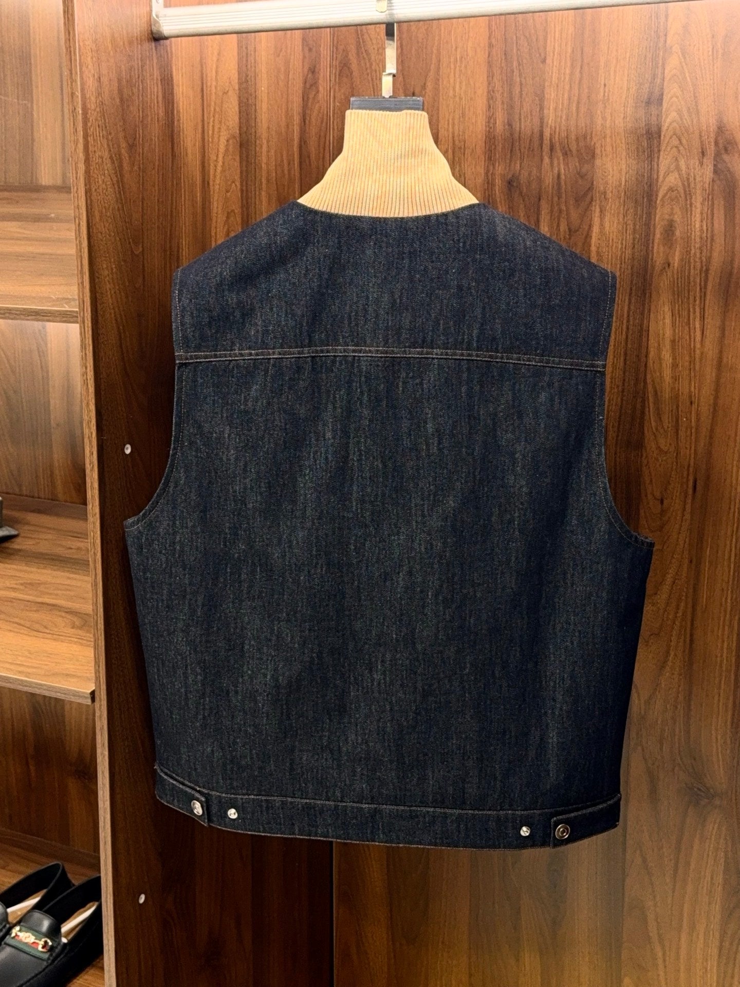 레이어링 조끼 (herringbone vest)