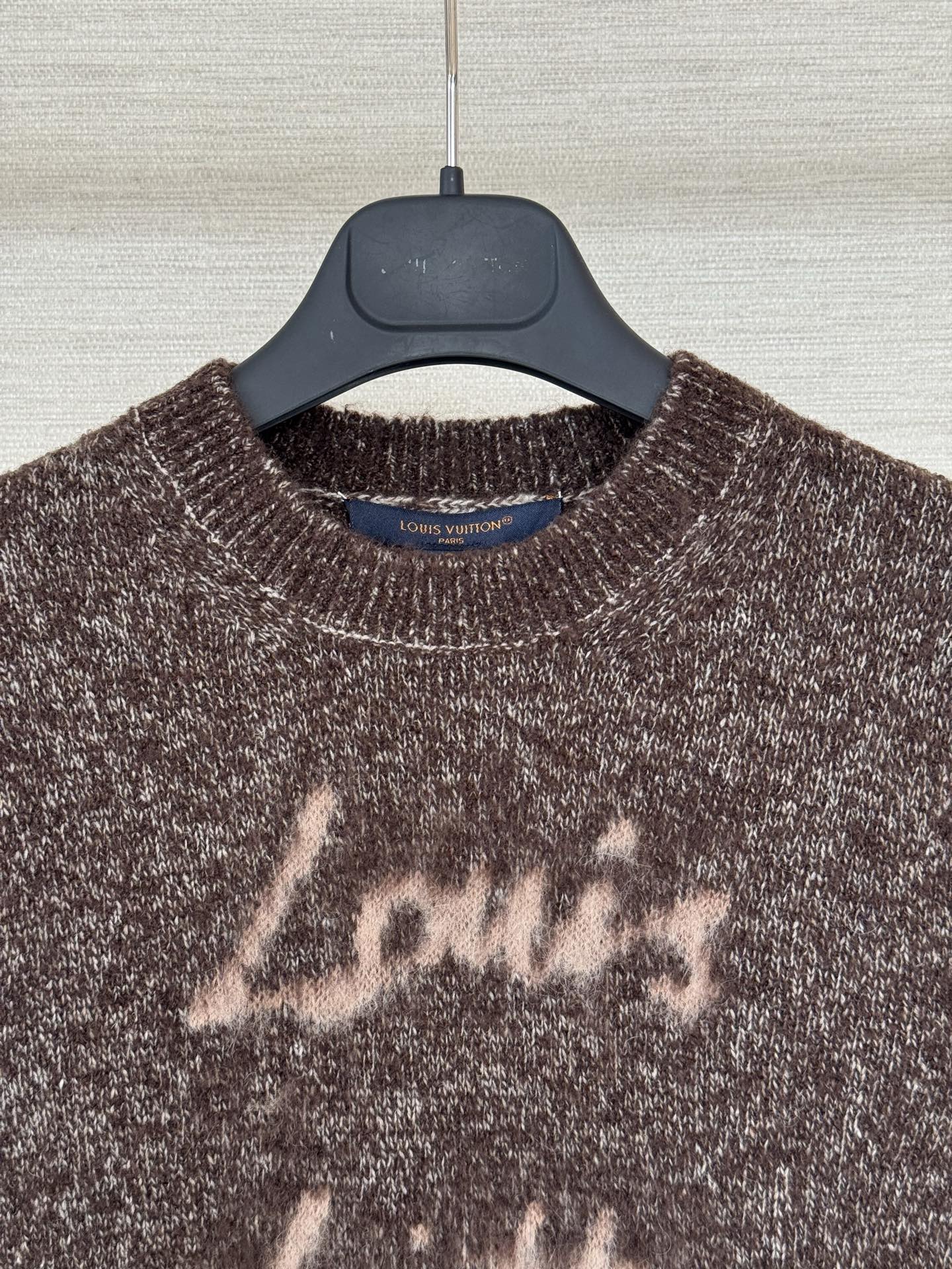 커시브 시그니처 스웨터 (Cursive Signature Sweater)