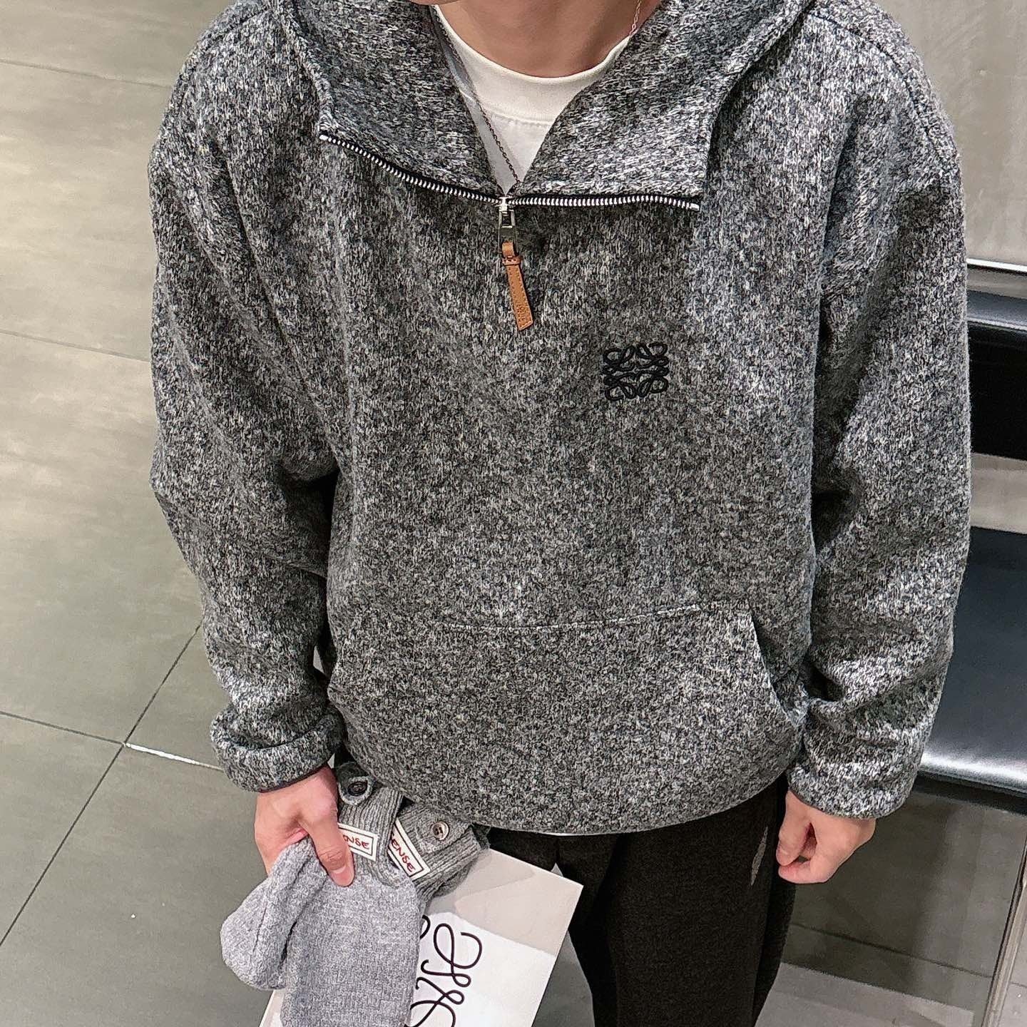 시크 후디 (chic hoodie)