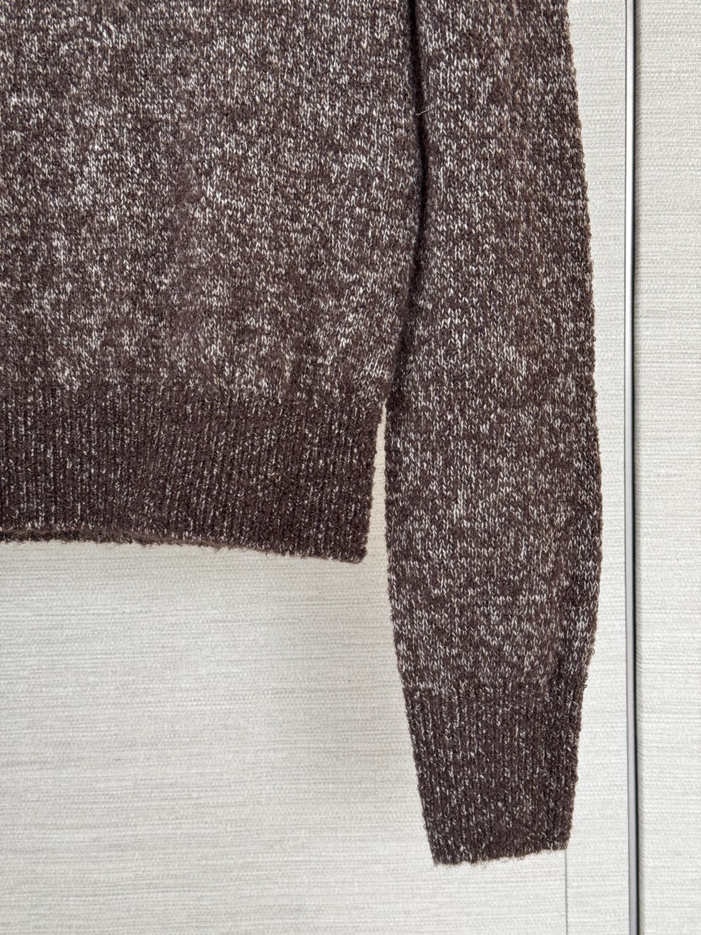 커시브 시그니처 스웨터 (Cursive Signature Sweater)