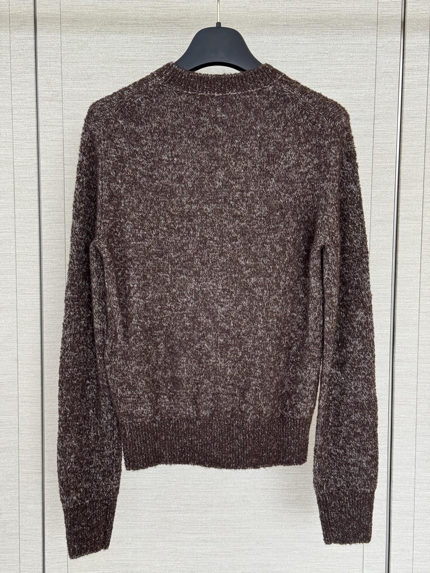 커시브 시그니처 스웨터 (Cursive Signature Sweater)