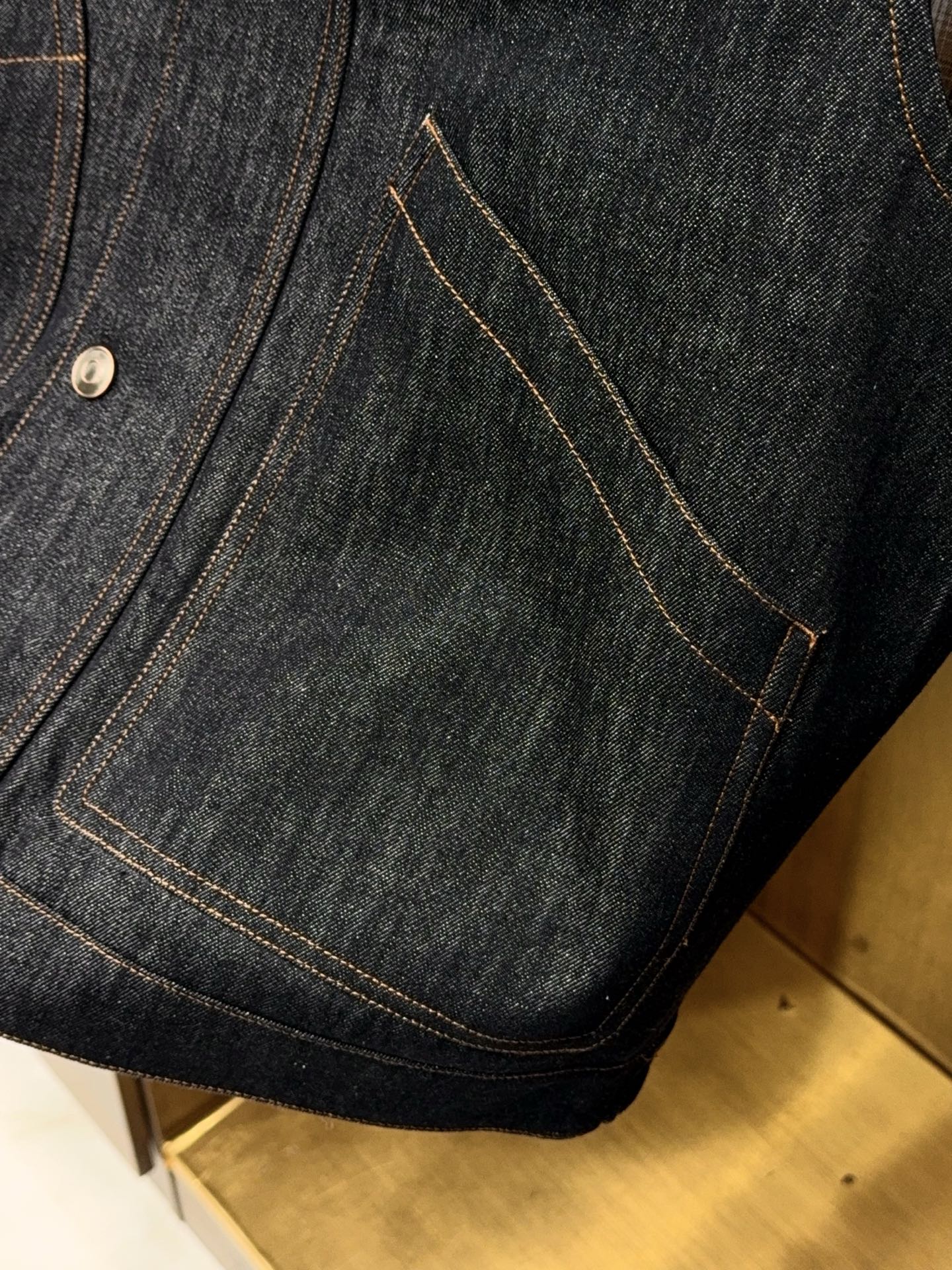 레이어링 조끼 (herringbone vest)