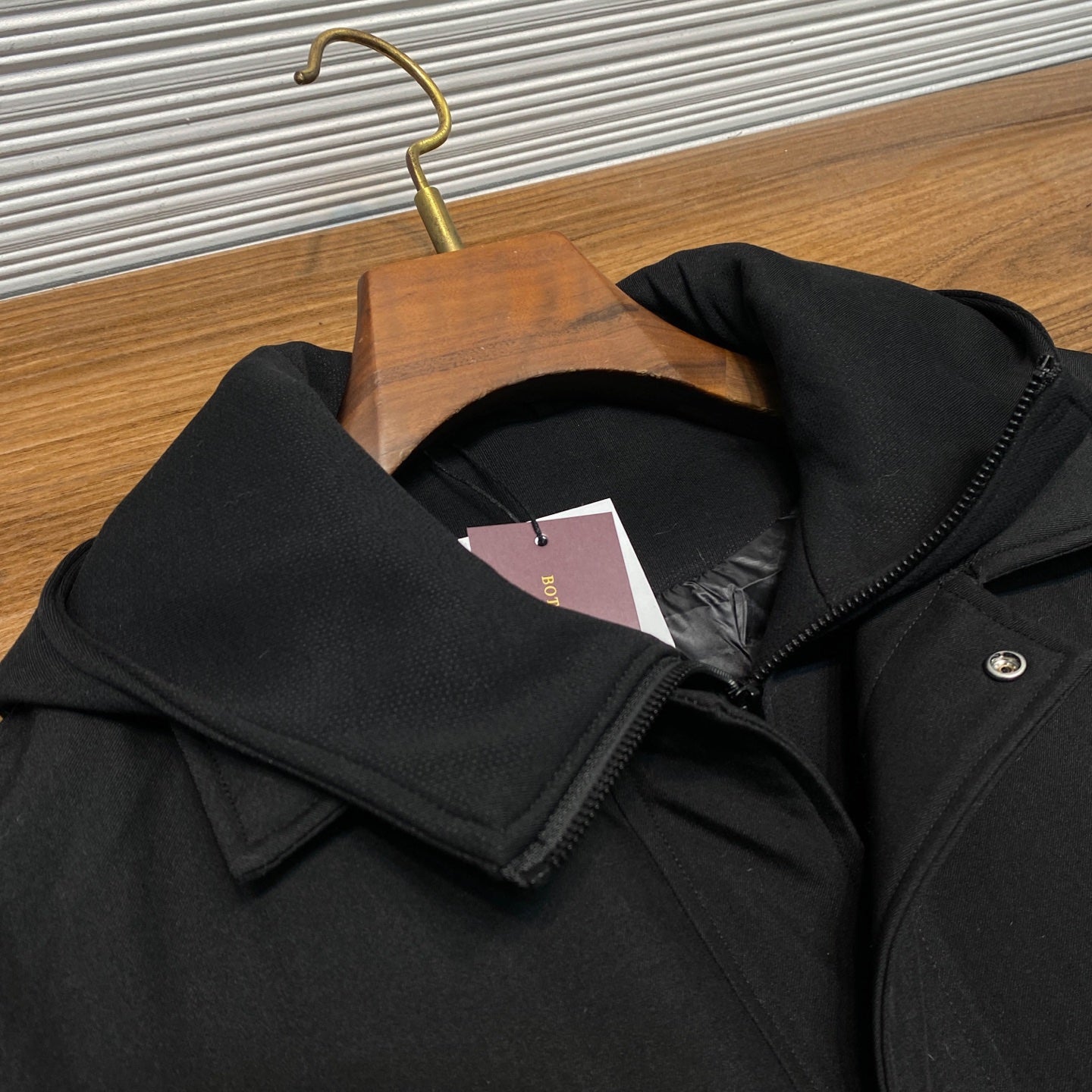 매트 트윌 롱 다운 코트 (Matte twill long down coat)