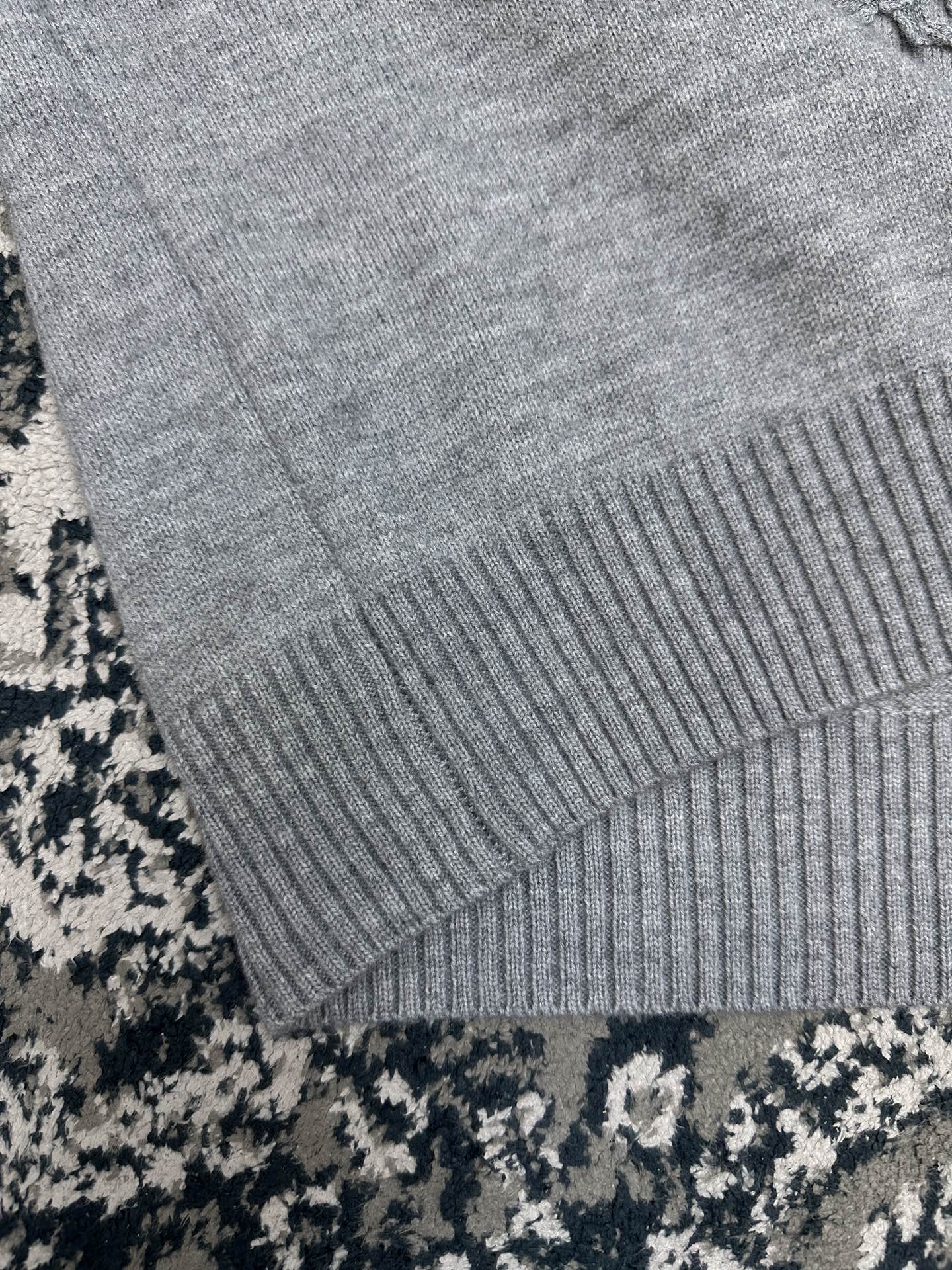 메달리온 니트티 (Medallion knit)