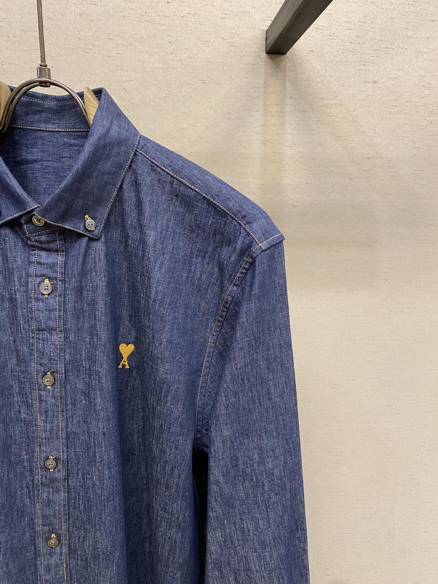 하트로고 데님셔츠 (Heart Logo Denim Shirt)
