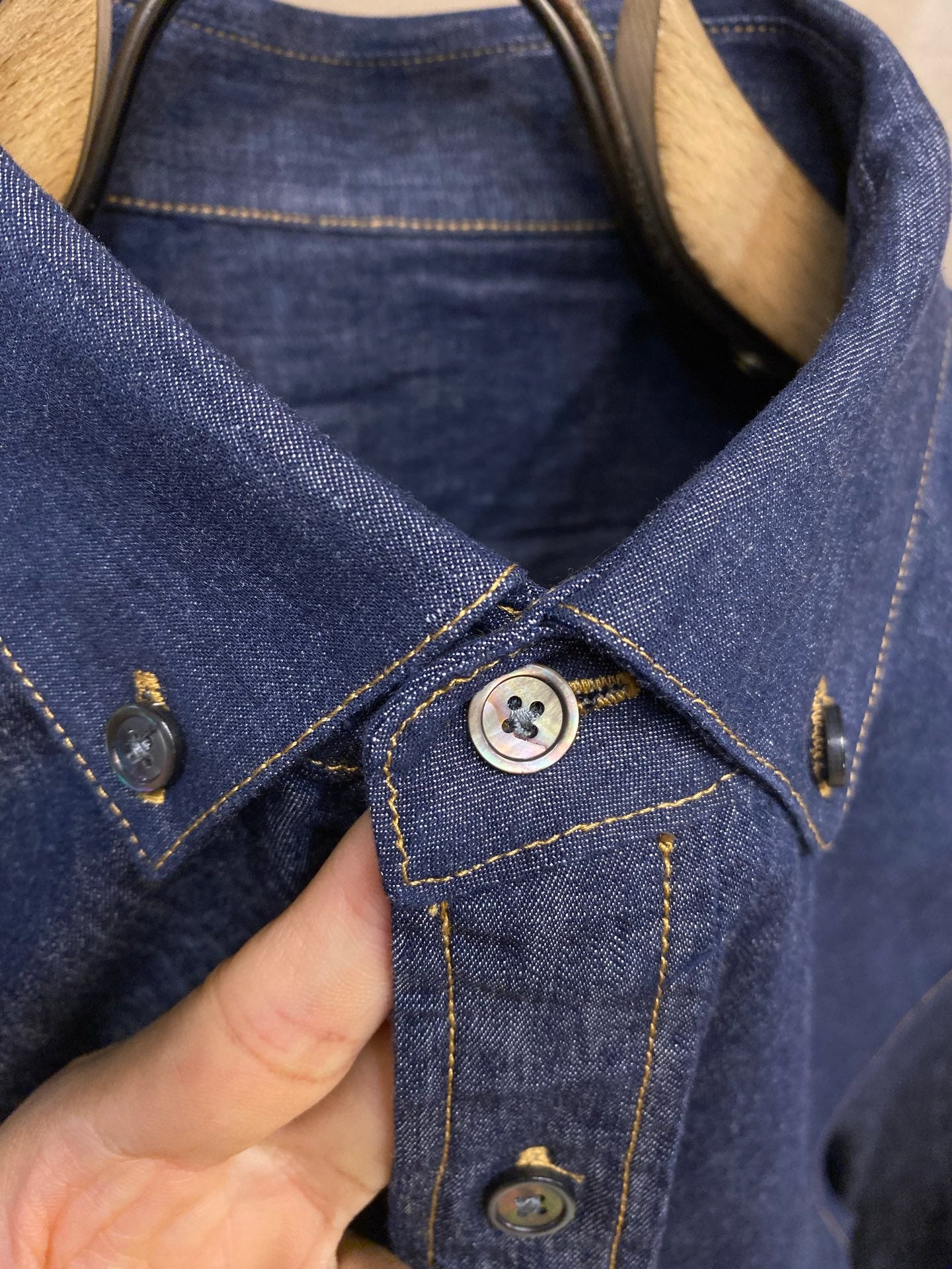 하트로고 데님셔츠 (Heart Logo Denim Shirt)