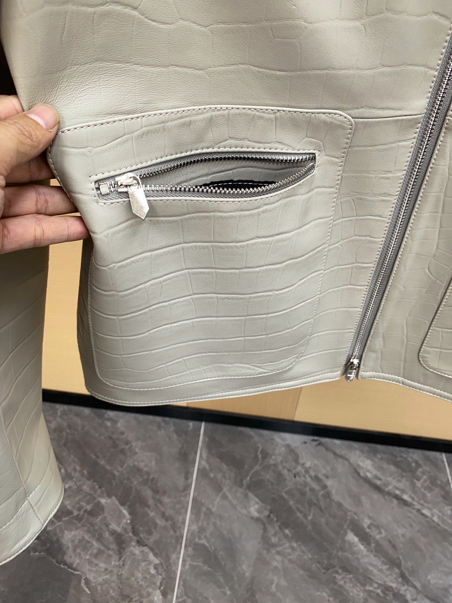 하드웨어 양가죽자켓 (hardware sheepskin jacket)