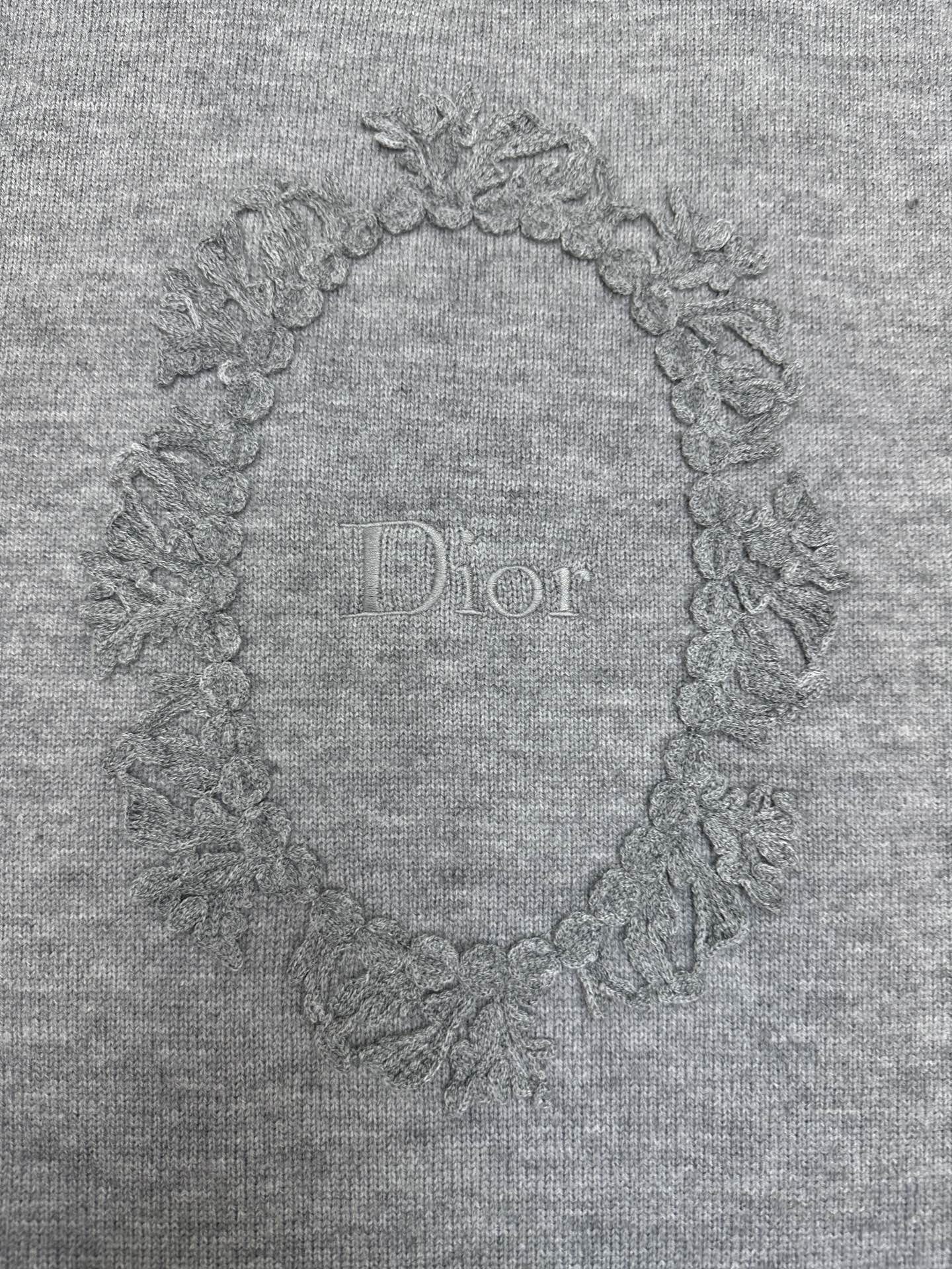 메달리온 니트티 (Medallion knit)