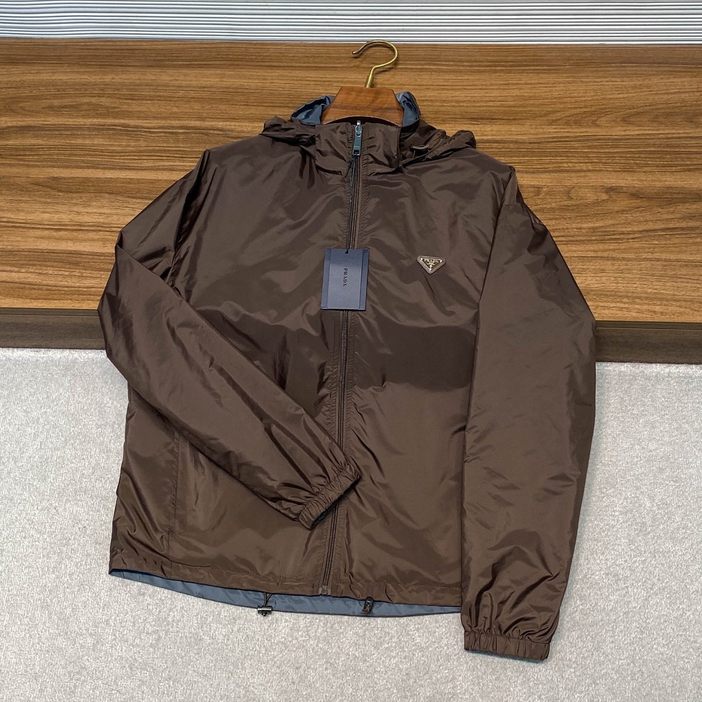컬러 블록 리버서블 바람막이 (Color Block Reversible Windbreaker)