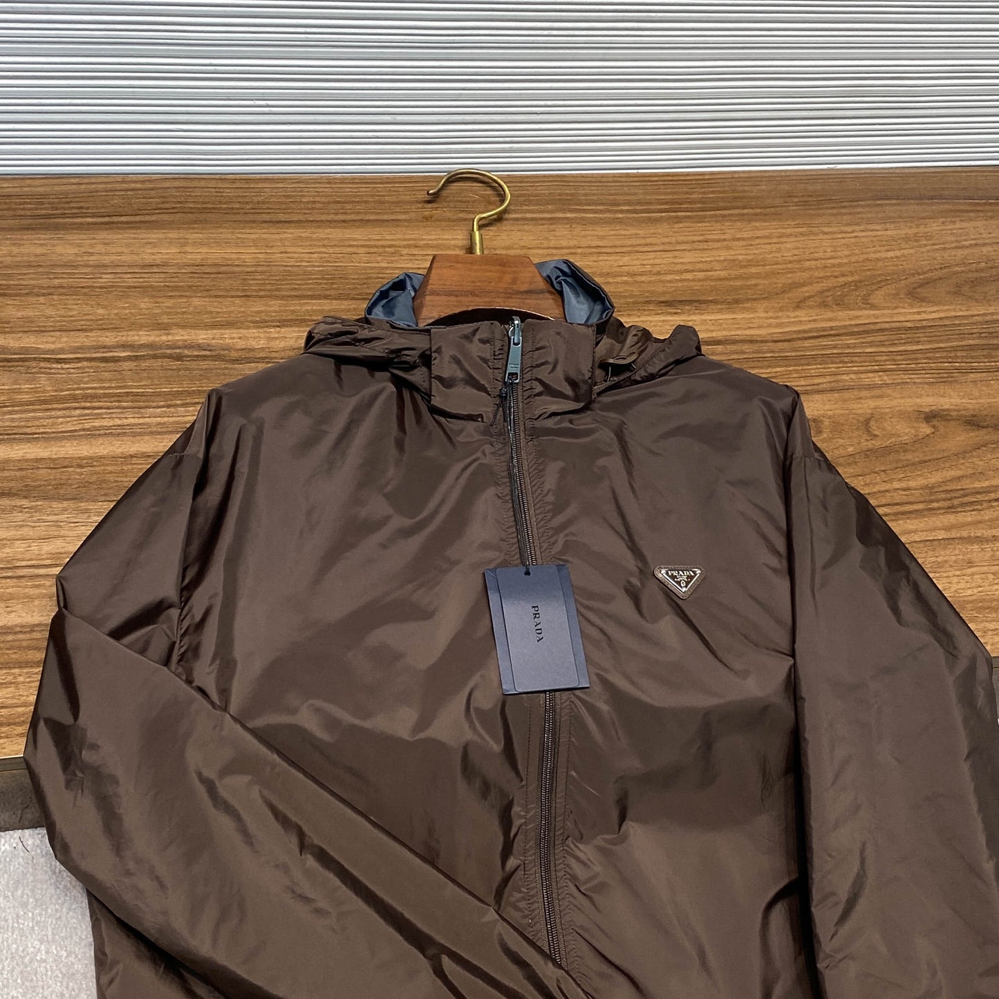 컬러 블록 리버서블 바람막이 (Color Block Reversible Windbreaker)