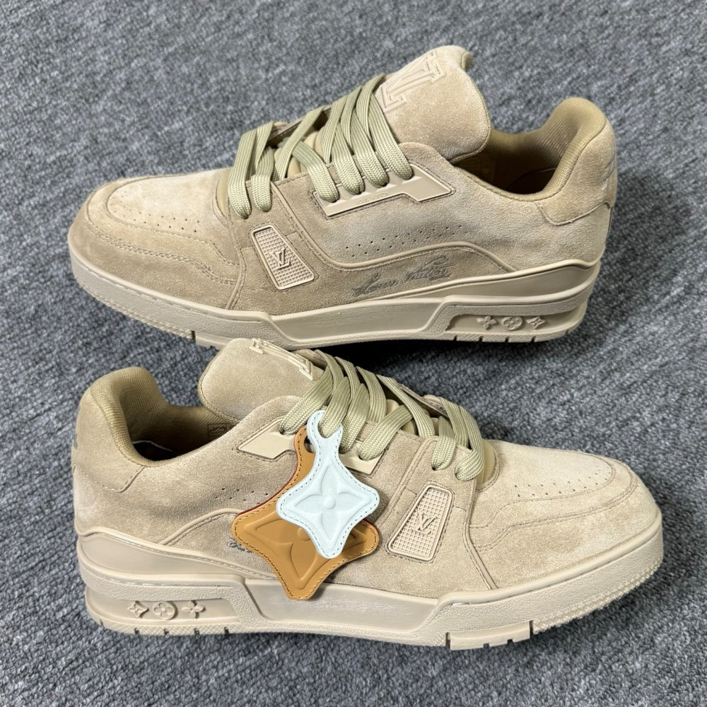 트레이너 스니커즈 (Trainer sneakers)