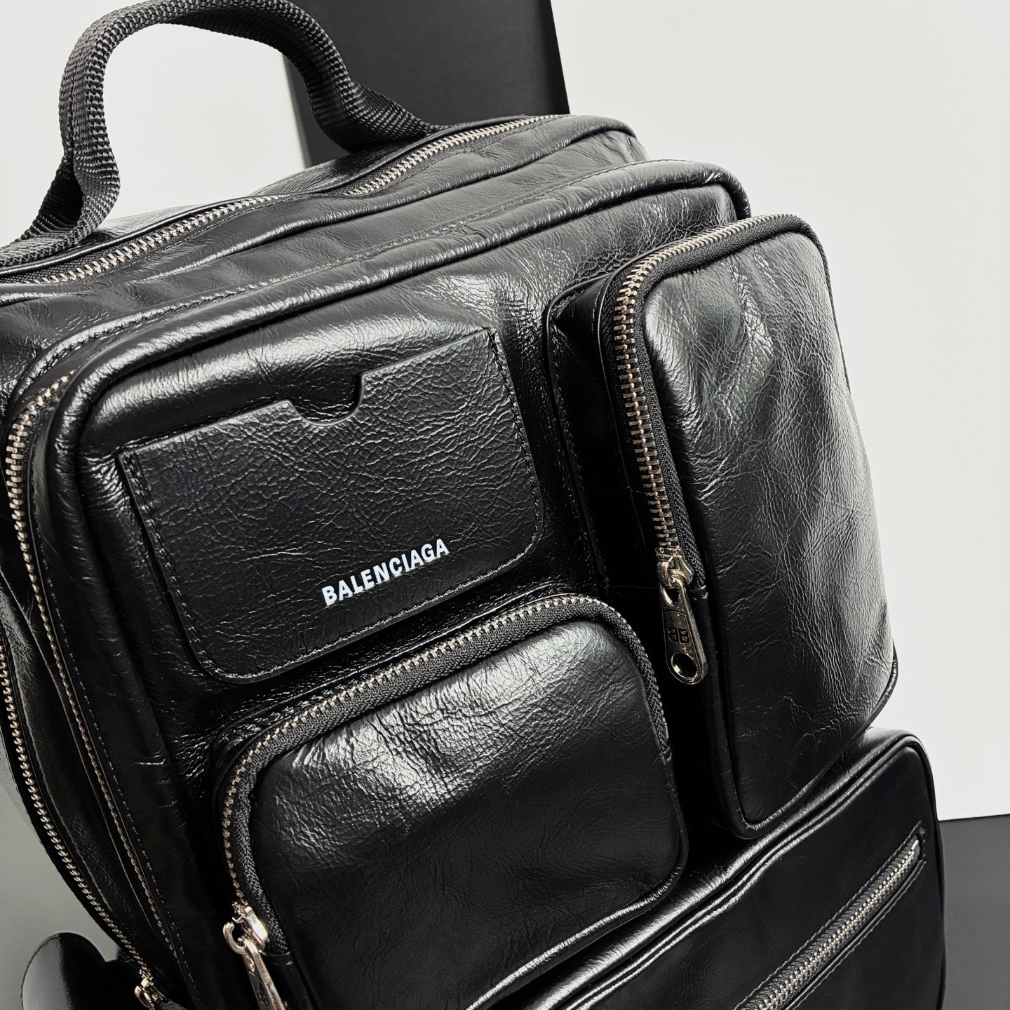 슈퍼부지 백팩 (Superbuji Backpack)