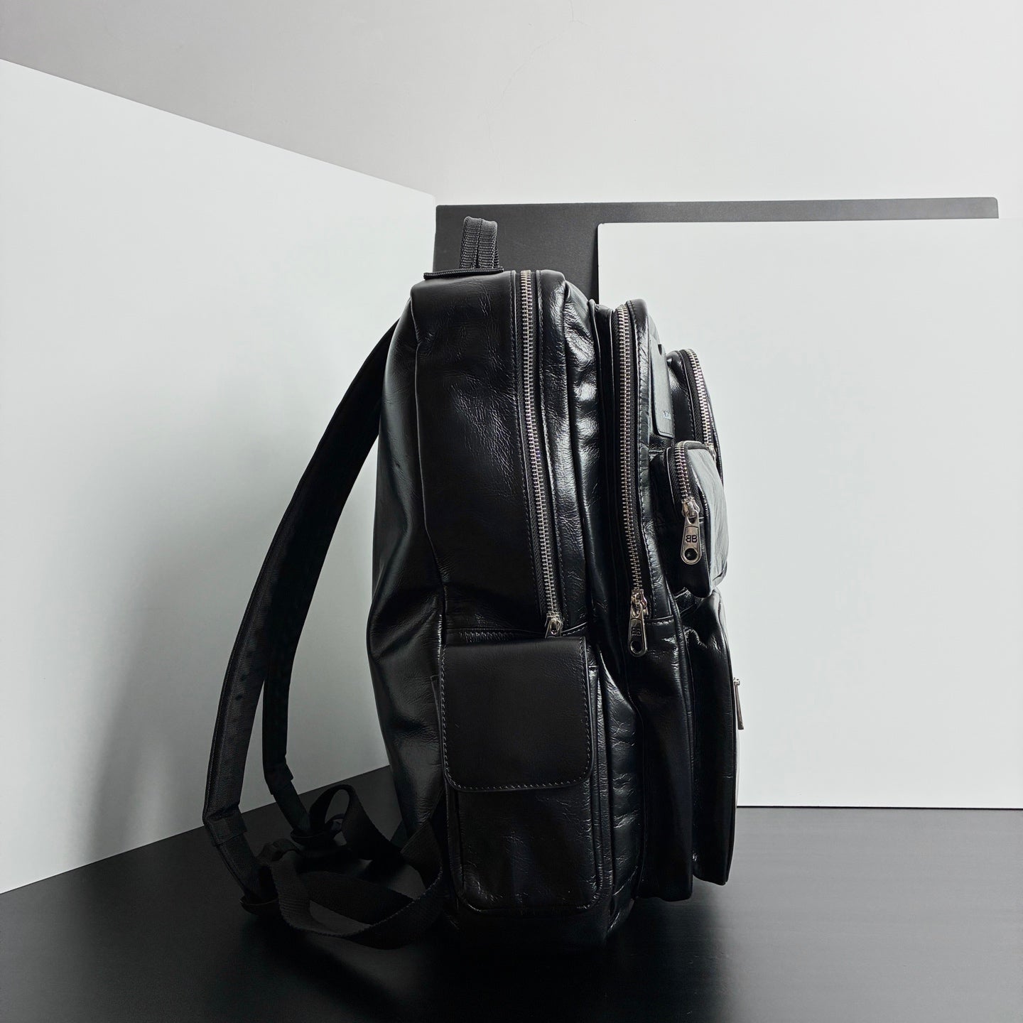 슈퍼부지 백팩 (Superbuji Backpack)