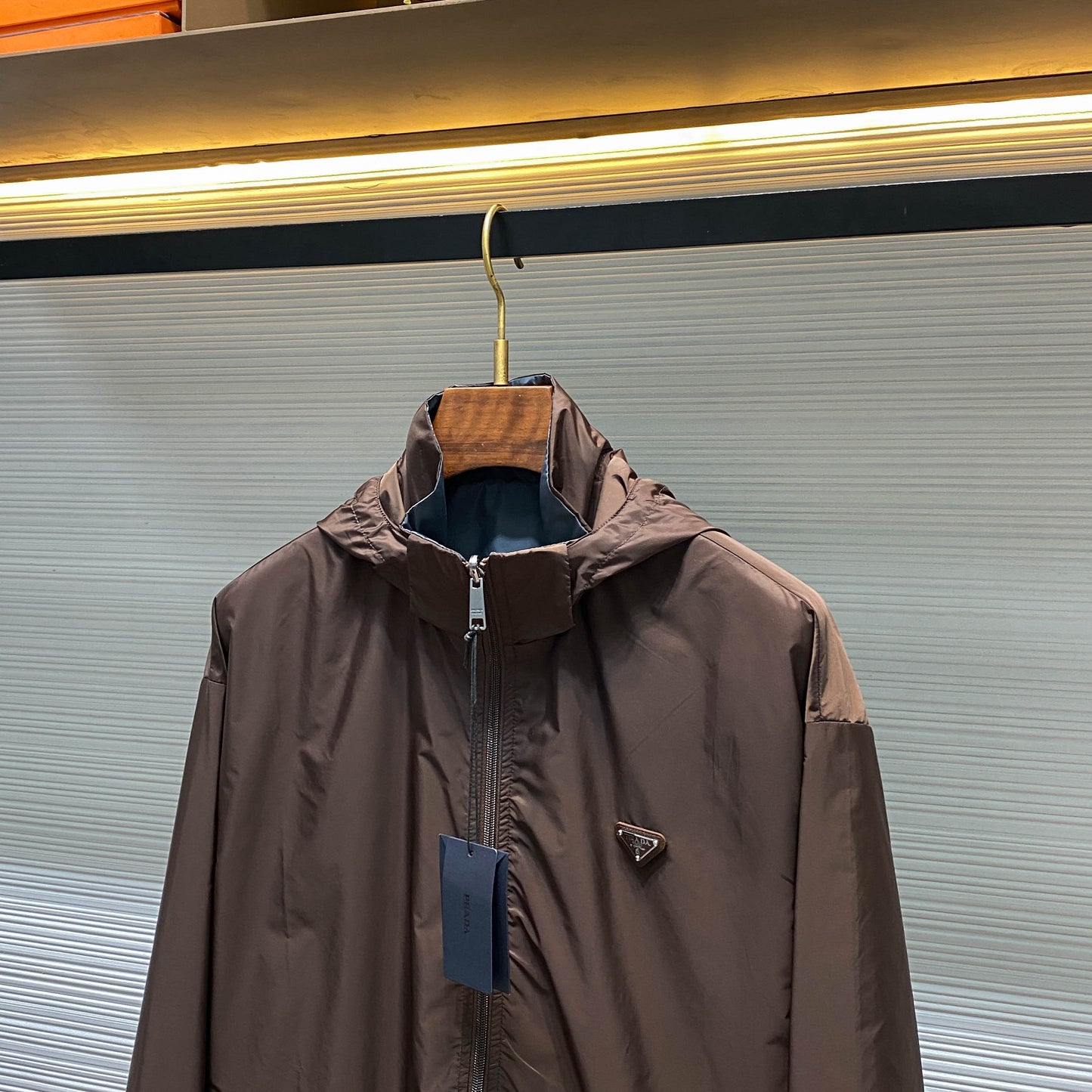 컬러 블록 리버서블 바람막이 (Color Block Reversible Windbreaker)