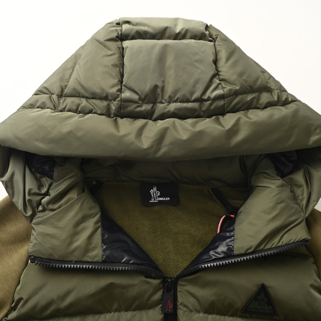 트라이앵글 경량패딩 (Triangle lightweight padding)